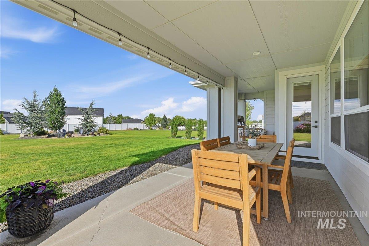 15094 Pronghorn Dr, Caldwell, Idaho 83607, 3 Bedrooms, 2.5 Bathrooms, Residential For Sale, Price $995,000, 98992582