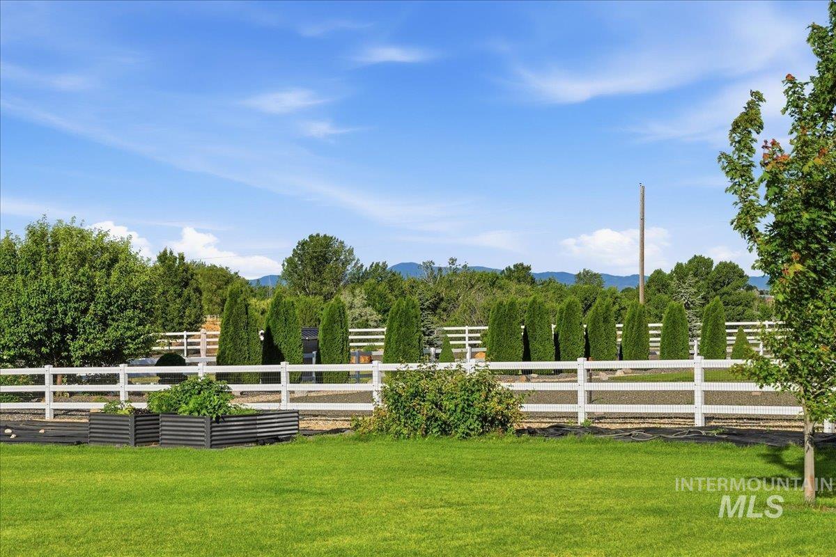 15094 Pronghorn Dr, Caldwell, Idaho 83607, 3 Bedrooms, 2.5 Bathrooms, Residential For Sale, Price $995,000, 98992582