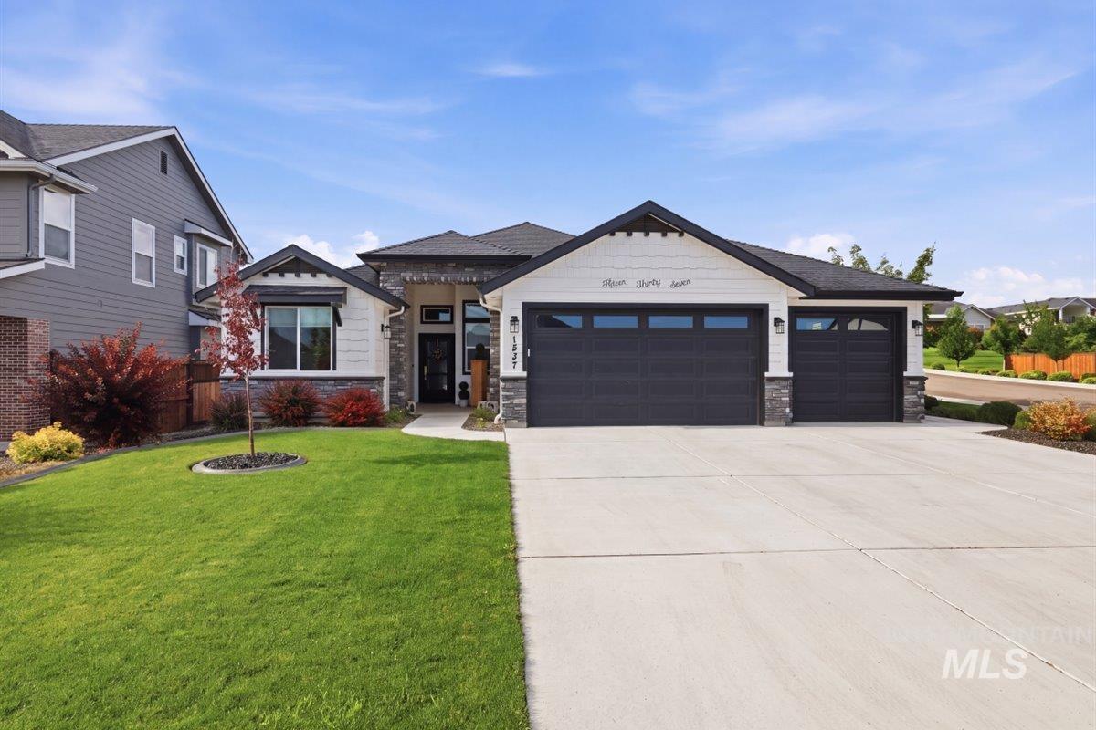 1537 W Tenzing St, Nampa, Idaho 83686, 4 Bedrooms, 2.5 Bathrooms, Residential For Sale, Price $672,000, 98992583
