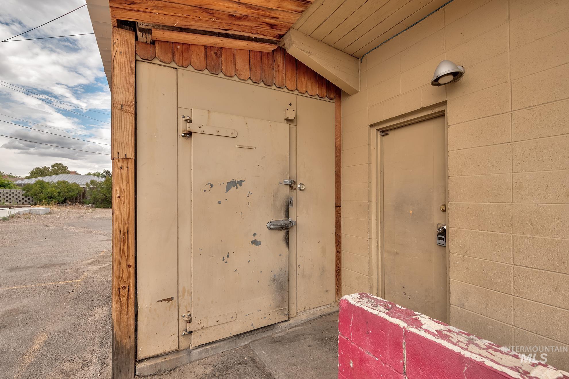 1281 SW 4th Ave, Ontario, Oregon 97914, Business/Commercial For Sale, Price $220,000,MLS 98992585