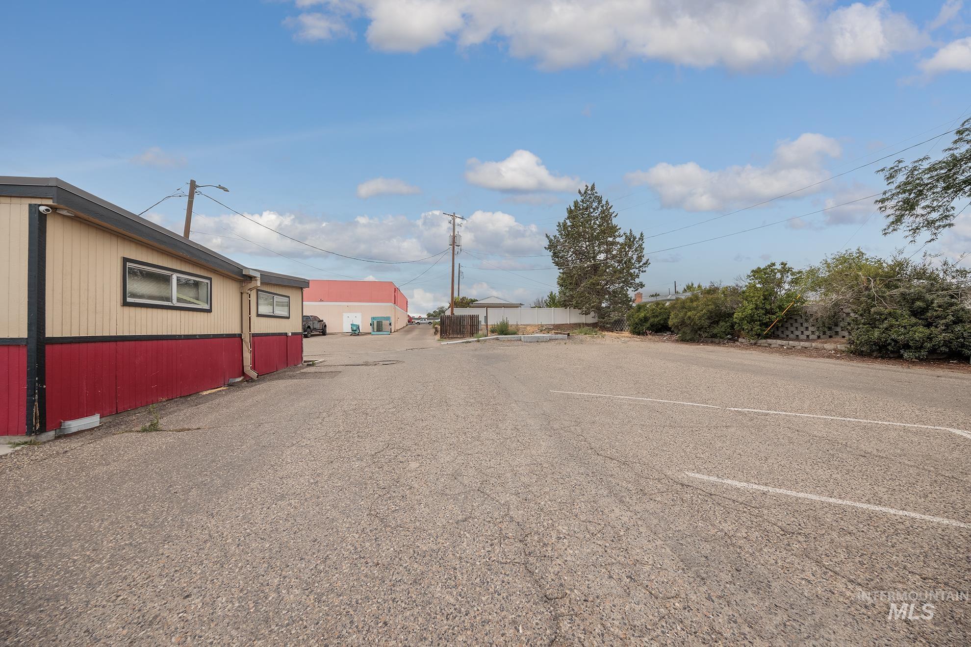 1281 SW 4th Ave, Ontario, Oregon 97914, Business/Commercial For Sale, Price $220,000,MLS 98992585