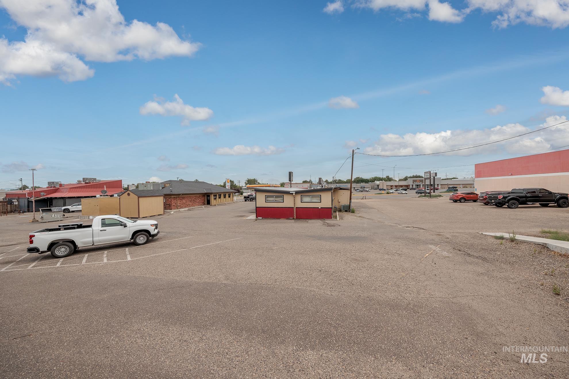 1281 SW 4th Ave, Ontario, Oregon 97914, Business/Commercial For Sale, Price $220,000,MLS 98992585