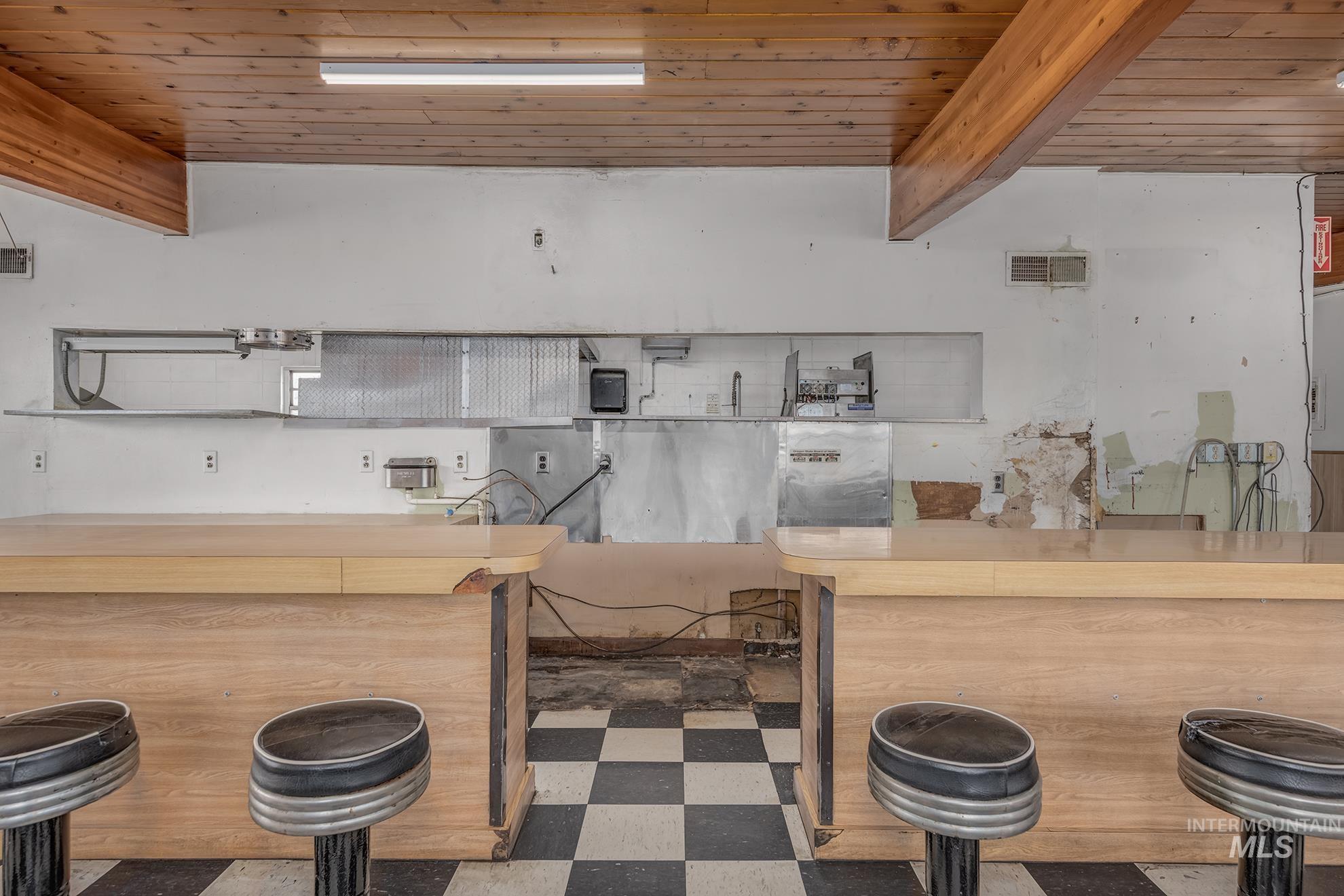 1281 SW 4th Ave, Ontario, Oregon 97914, Business/Commercial For Sale, Price $220,000,MLS 98992585