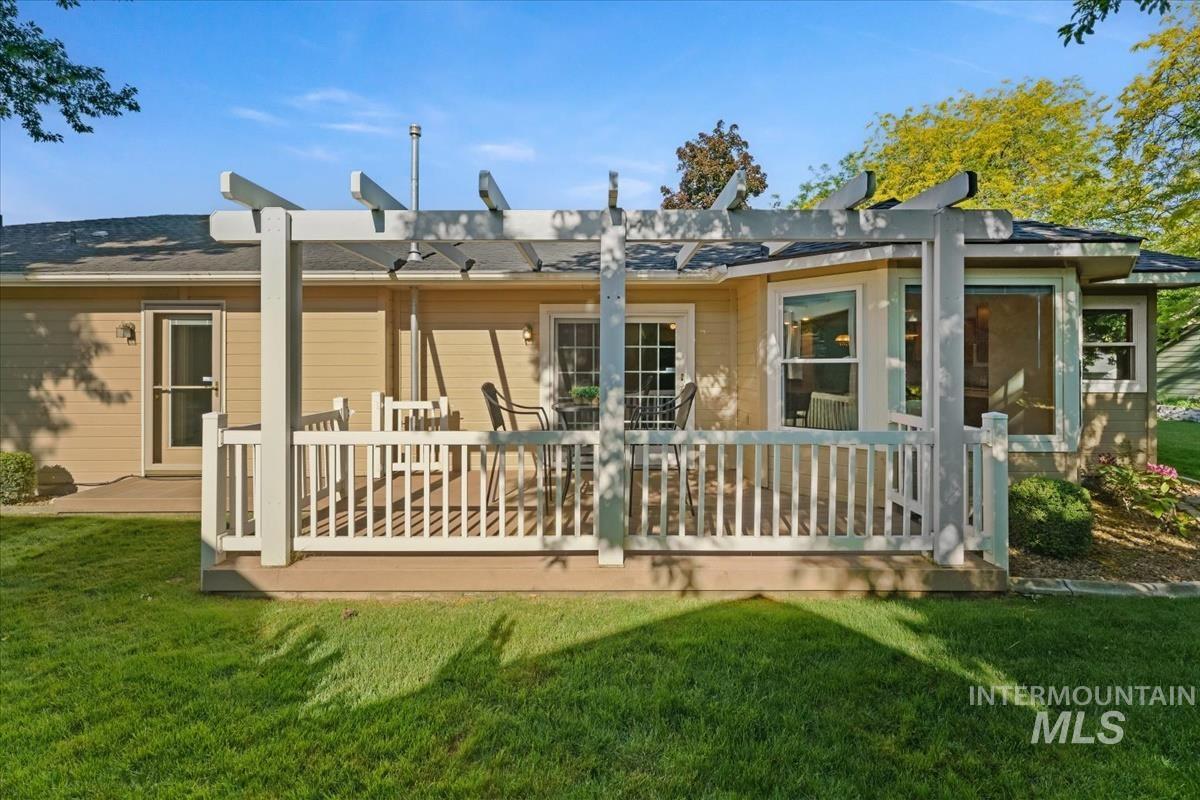 706 N Harvey Ln, Eagle, Idaho 83616, 3 Bedrooms, 2 Bathrooms, Residential For Sale, Price $619,000, 98992596
