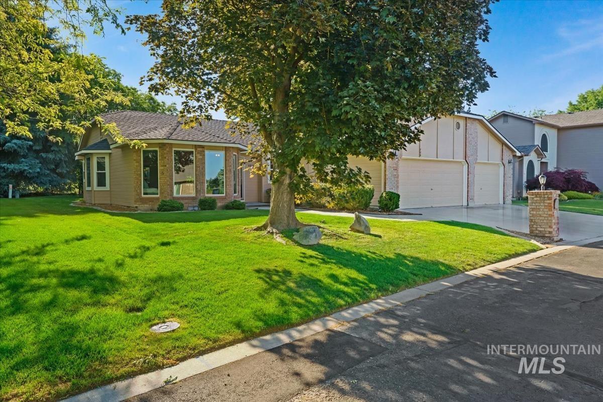 706 N Harvey Ln, Eagle, Idaho 83616, 3 Bedrooms, 2 Bathrooms, Residential For Sale, Price $619,000, 98992596