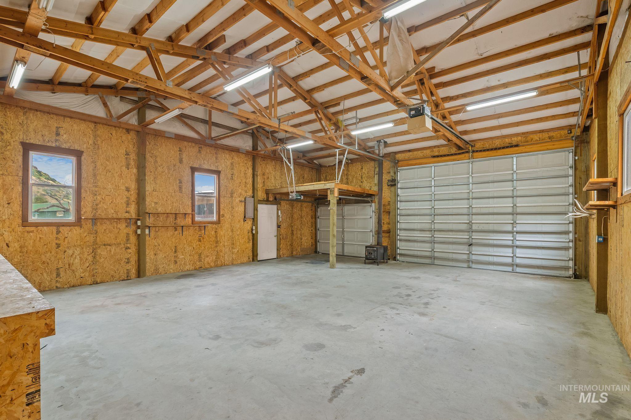31018 Snake River Rd, Asotin, Washington 99402, 2 Bedrooms, 2 Bathrooms, Residential For Sale, Price $950,000, 98992602
