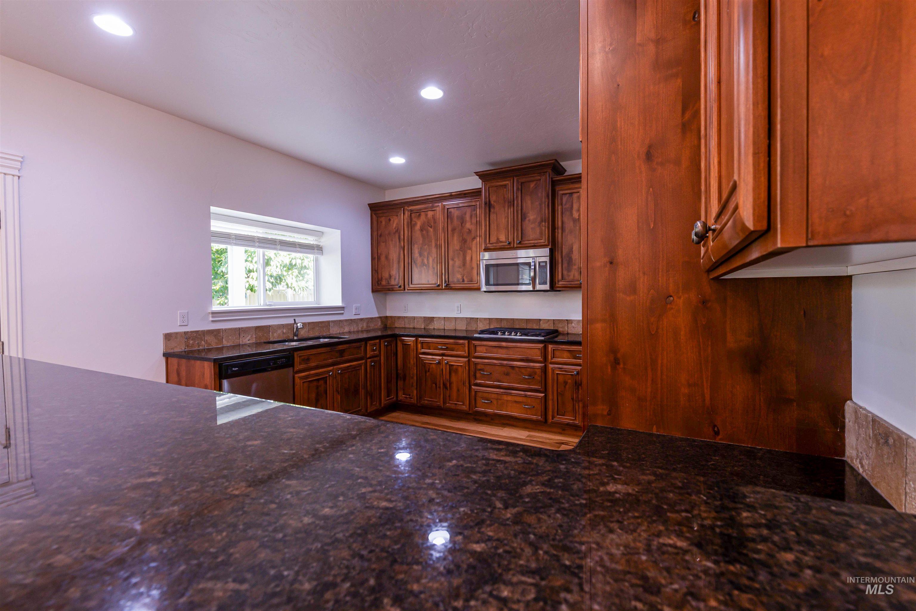 1649 Mustang Mesa Place, Middleton, Idaho 83644-4745, 3 Bedrooms, 2 Bathrooms, Residential For Sale, Price $529,000,MLS 98992605