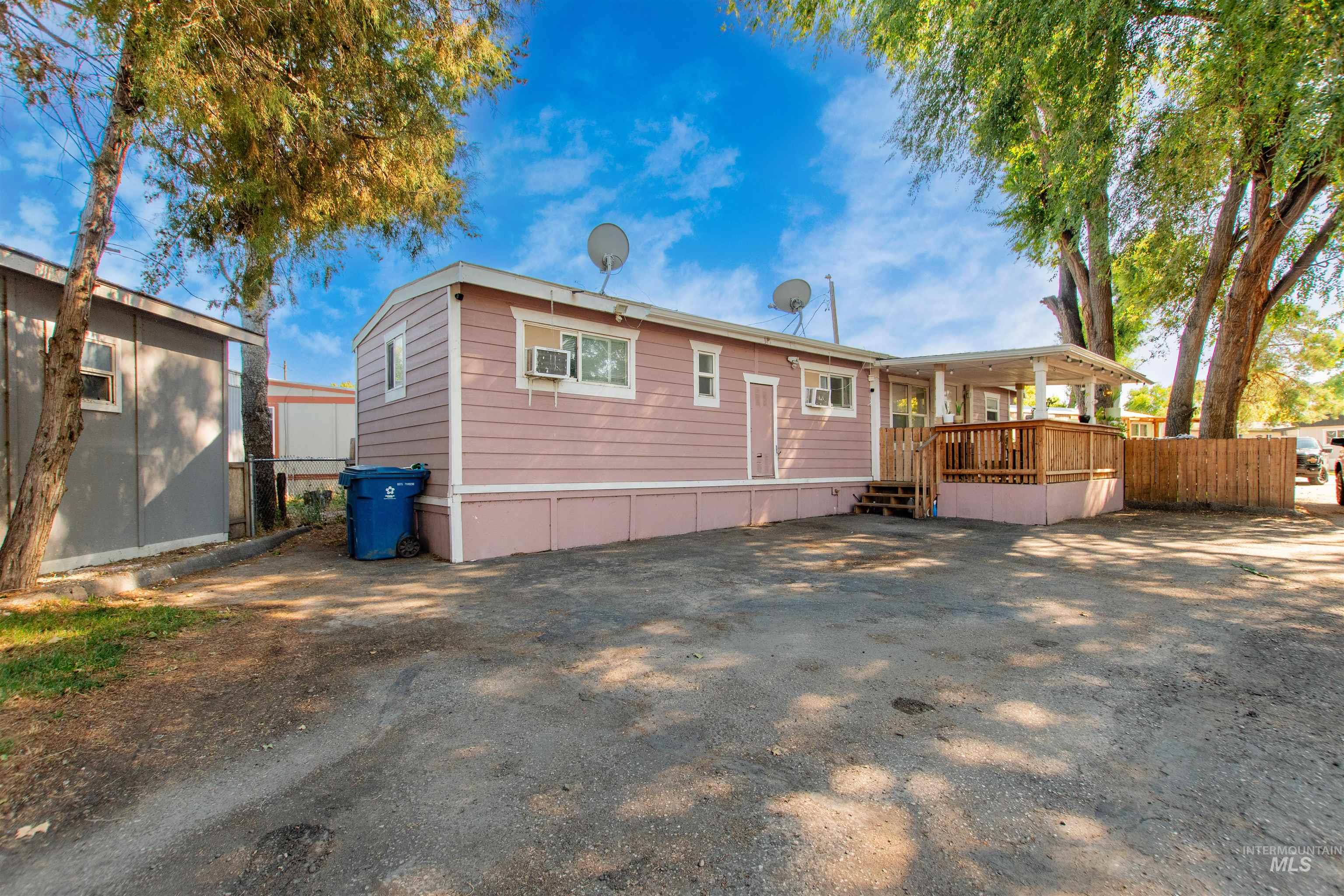 11191 W Lodge Pole Drive, Nampa, Idaho 83651, 2 Bedrooms, 1 Bathroom, Residential For Sale, Price $75,000, 98992606