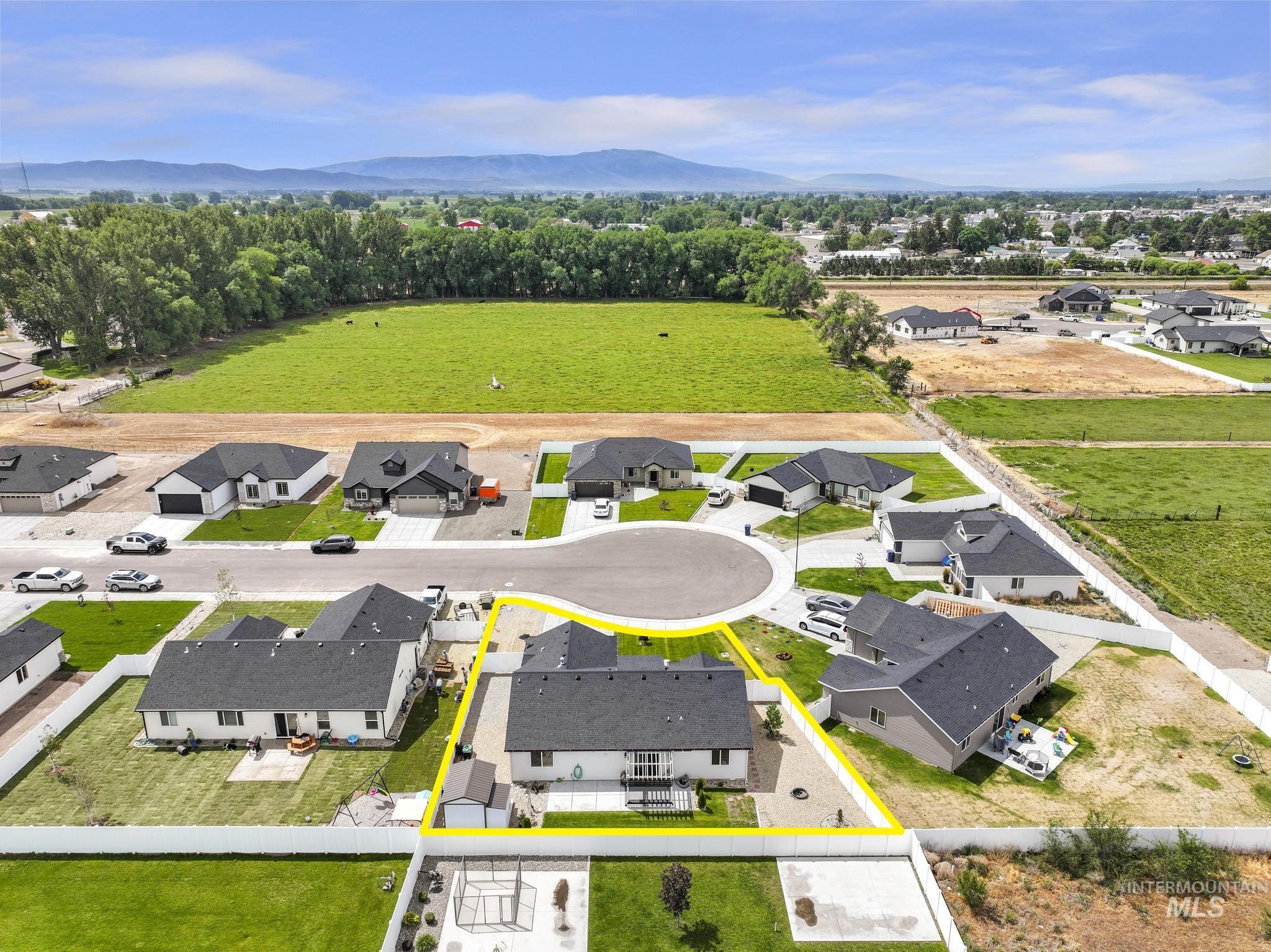 308 New Haven St, Rupert, Idaho 83350, 4 Bedrooms, 2 Bathrooms, Residential For Sale, Price $355,000,MLS 98992607