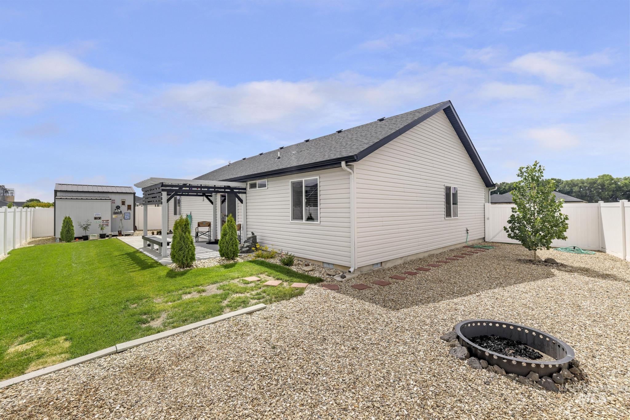 308 New Haven St, Rupert, Idaho 83350, 4 Bedrooms, 2 Bathrooms, Residential For Sale, Price $355,000,MLS 98992607