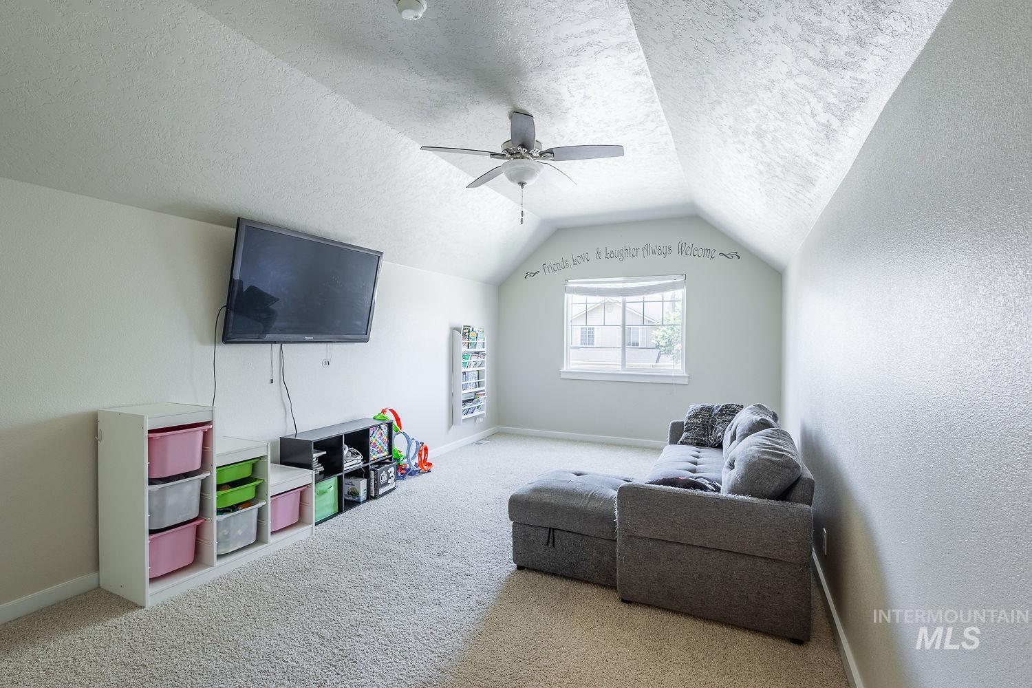 890 N Oxwich Ave, Meridian, Idaho 83642, 5 Bedrooms, 2.5 Bathrooms, Residential For Sale, Price $525,000,MLS 98992609