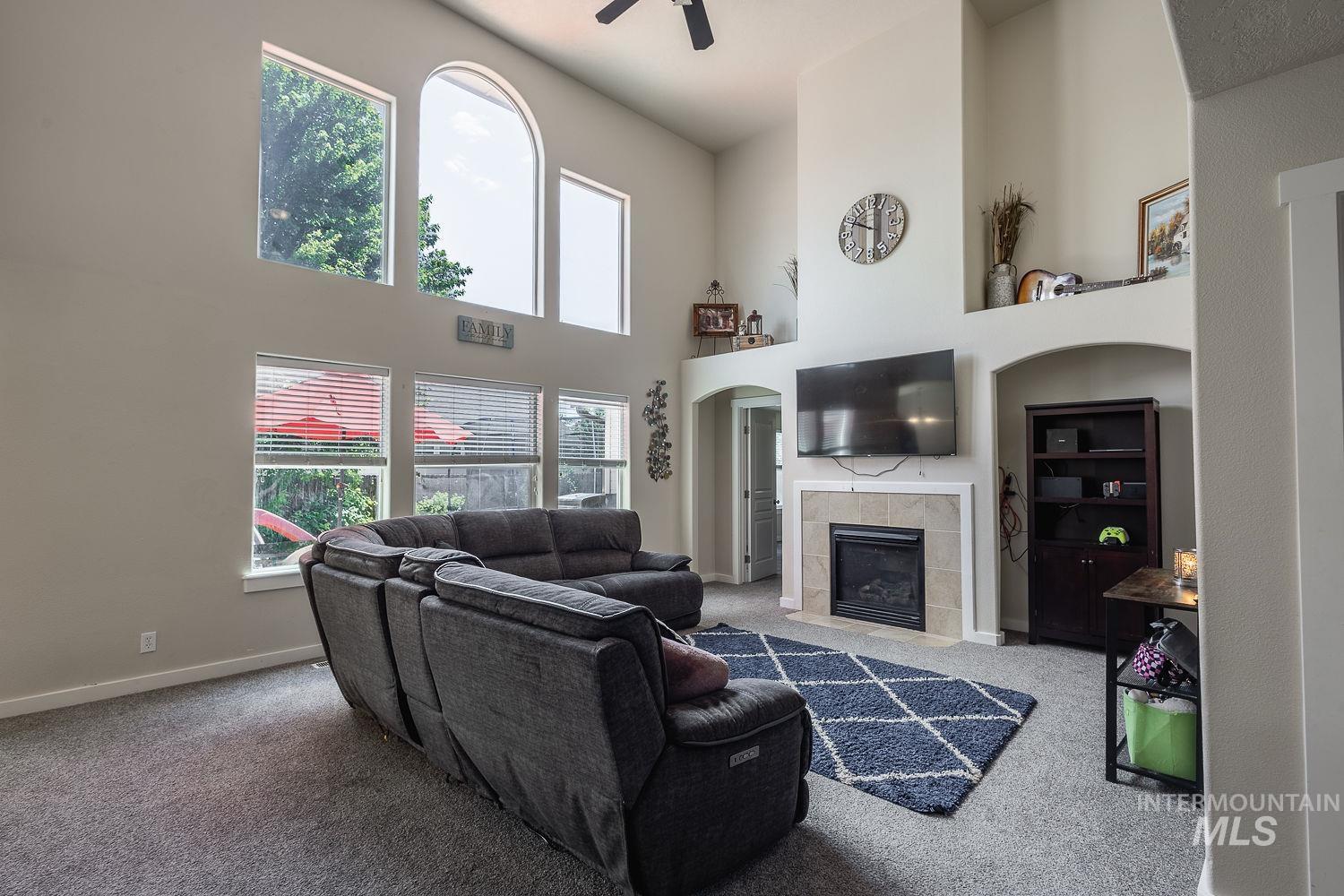 890 N Oxwich Ave, Meridian, Idaho 83642, 5 Bedrooms, 2.5 Bathrooms, Residential For Sale, Price $525,000,MLS 98992609