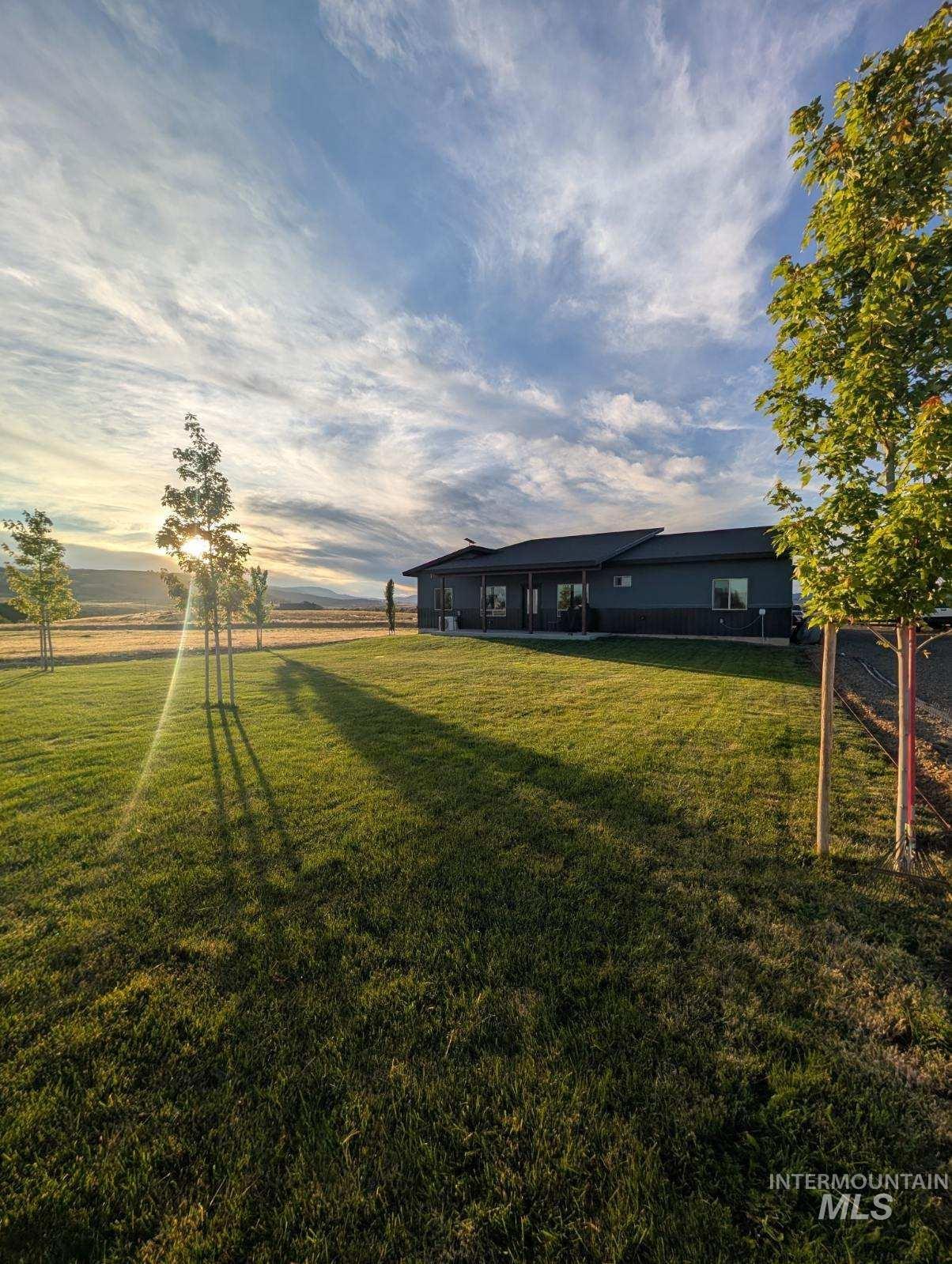 2185 Fairway, Council, Idaho 83612, 3 Bedrooms, 2 Bathrooms, Residential For Sale, Price $529,000,MLS 98992610