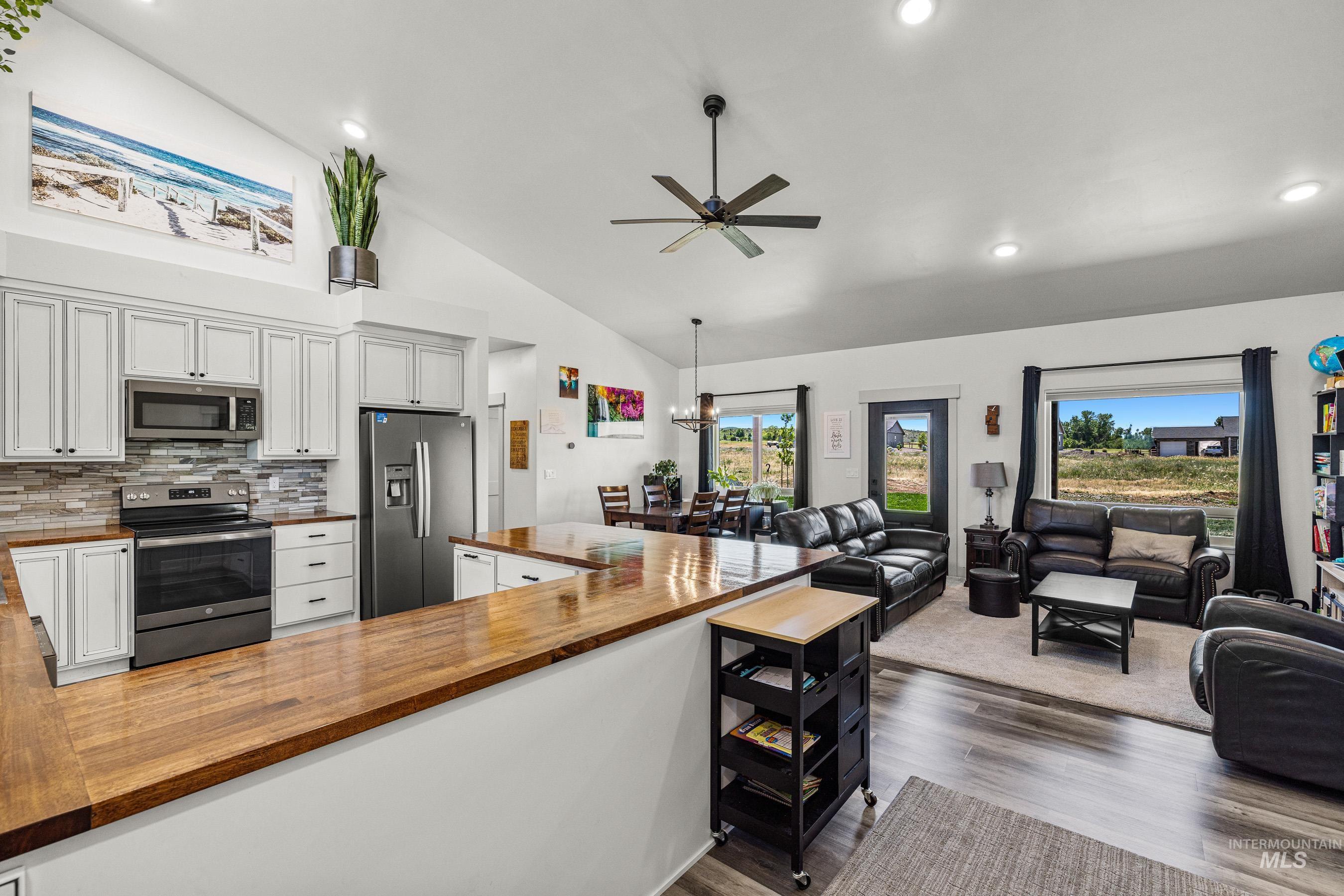 2185 Fairway, Council, Idaho 83612, 3 Bedrooms, 2 Bathrooms, Residential For Sale, Price $529,000,MLS 98992610
