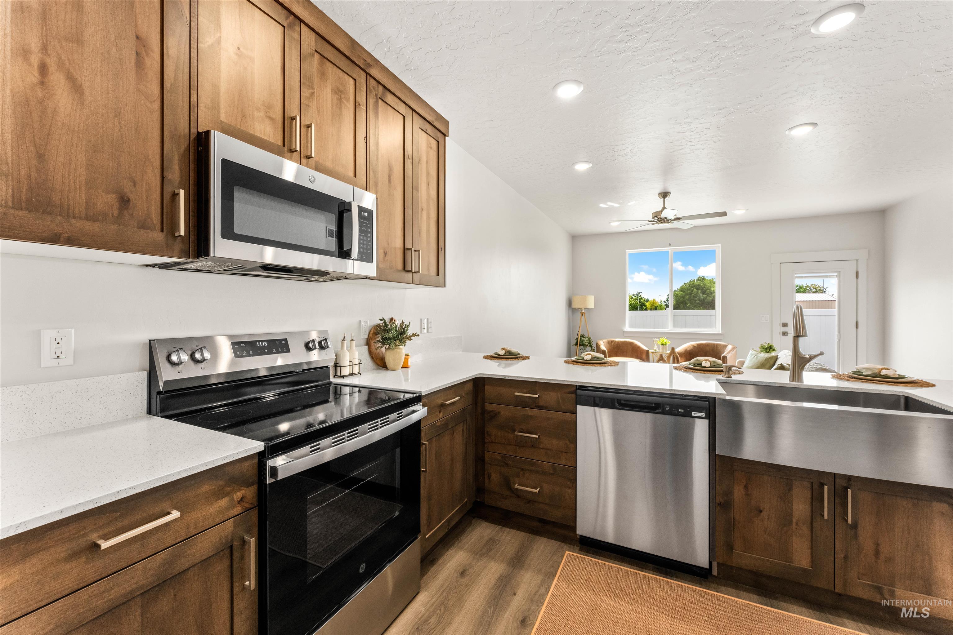 2348 S Bayne Lane, Nampa, Idaho 83686, 2 Bedrooms, 2 Bathrooms, Residential For Sale, Price $342,900,MLS 98992612