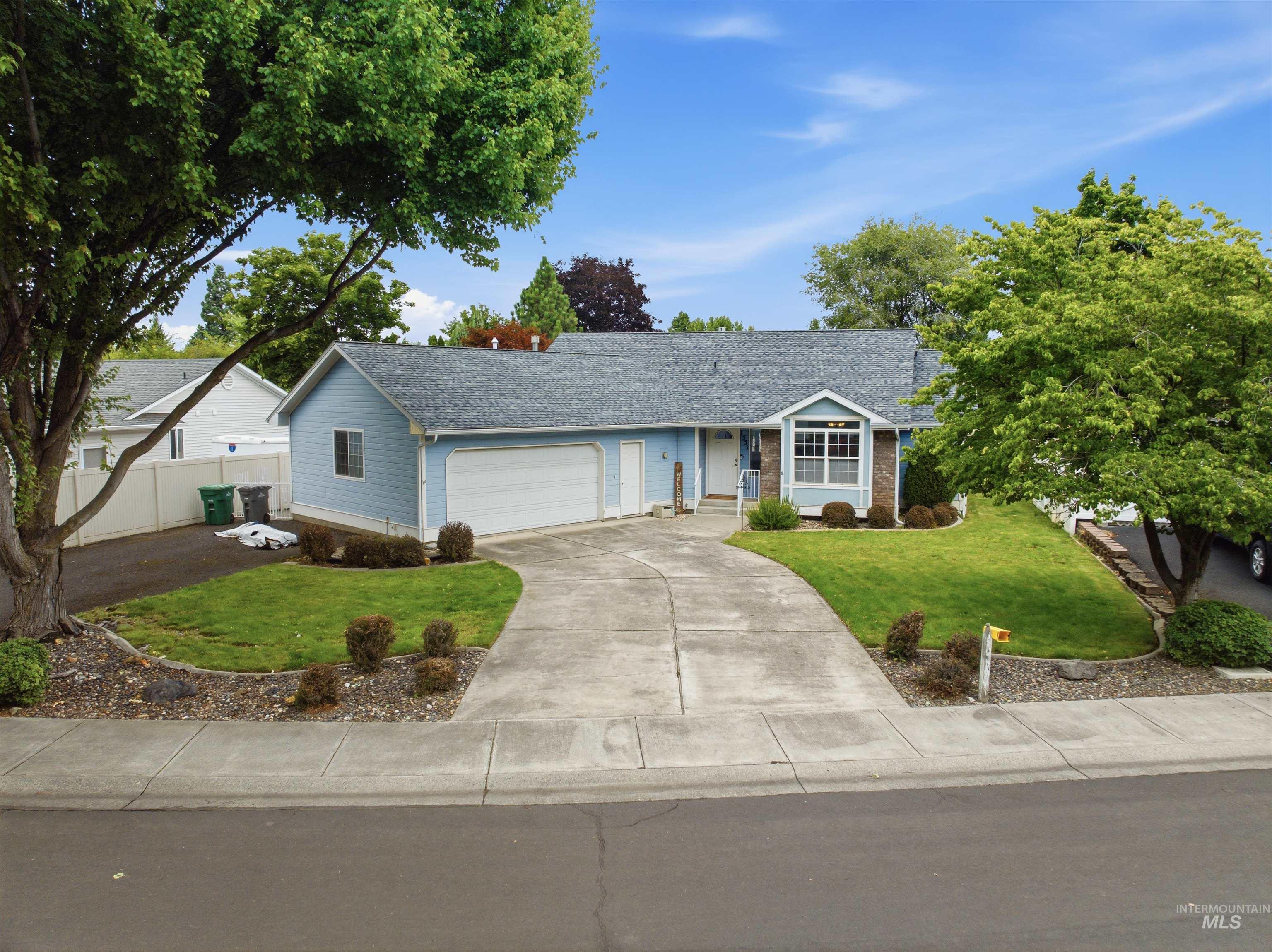 1531 Quail Run Drive, Lewiston, Idaho 83501, 3 Bedrooms, 3 Bathrooms, Residential For Sale, Price $440,000,MLS 98992615