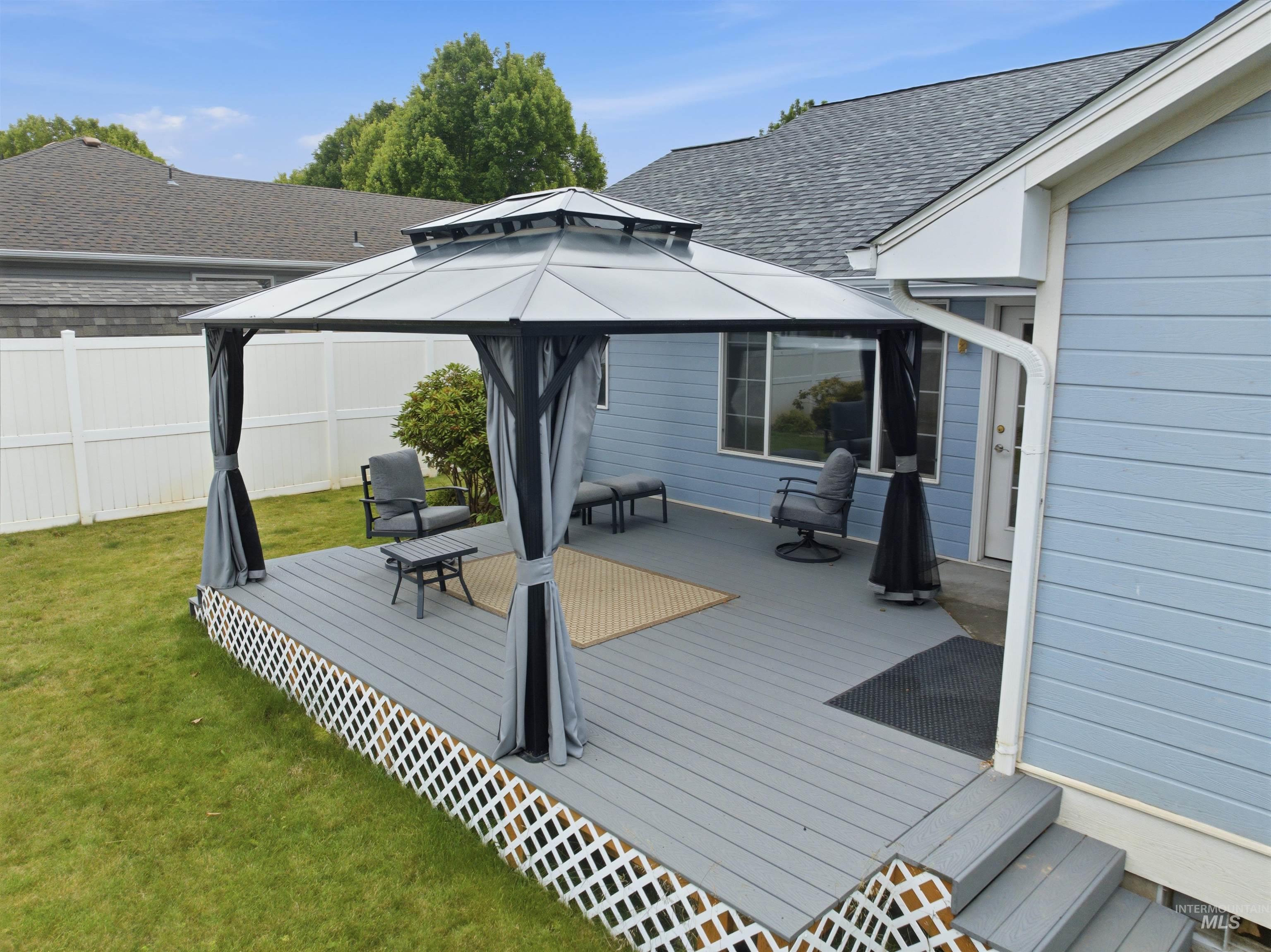 1531 Quail Run Drive, Lewiston, Idaho 83501, 3 Bedrooms, 3 Bathrooms, Residential For Sale, Price $440,000,MLS 98992615