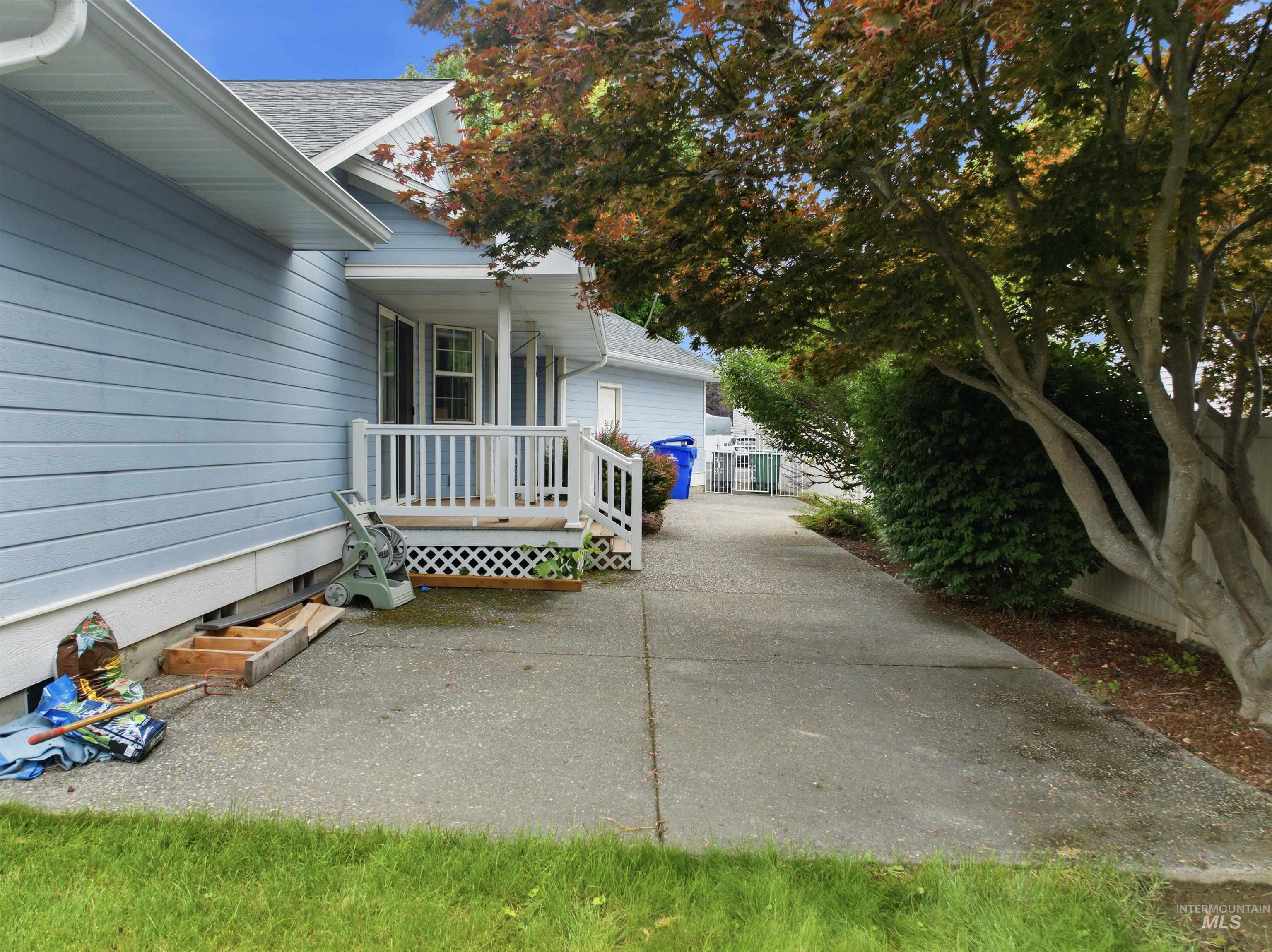 1531 Quail Run Drive, Lewiston, Idaho 83501, 3 Bedrooms, 3 Bathrooms, Residential For Sale, Price $440,000,MLS 98992615