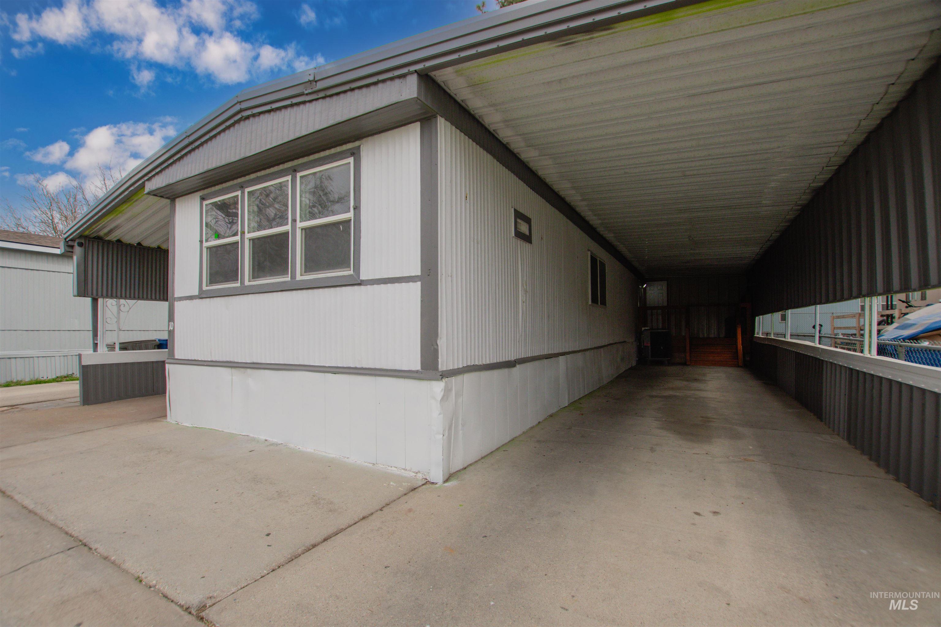 1410 W Flamingo Ave, Nampa, Idaho 83651, 2 Bedrooms, 1 Bathroom, Residential For Sale, Price $87,000, 98992616