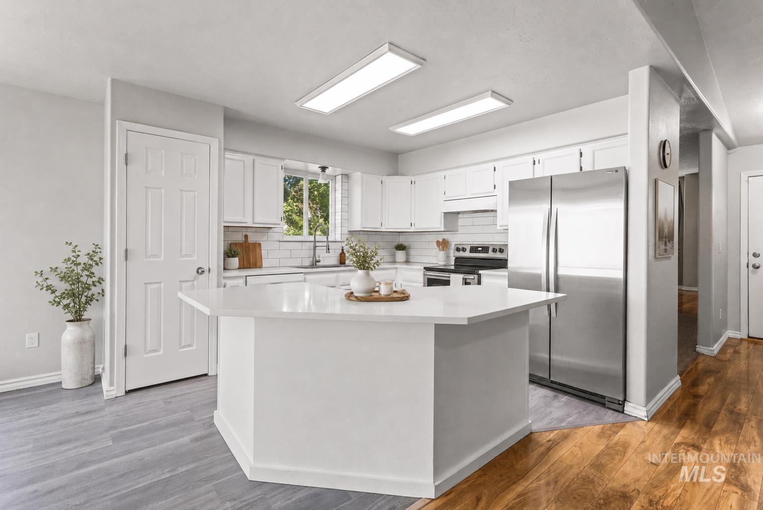 3747 S McGuire Pl, Meridian, Idaho 83642, 3 Bedrooms, 2 Bathrooms, Residential For Sale, Price $419,995, 98992617
