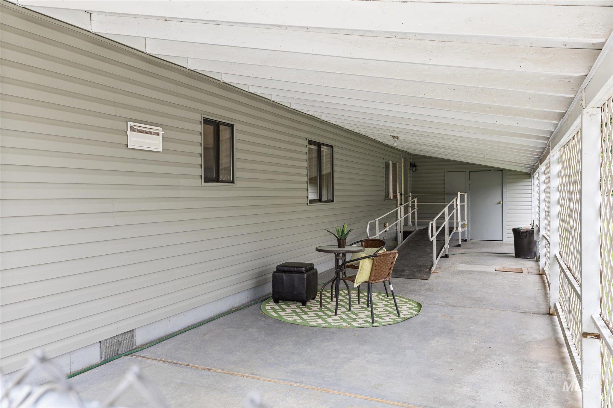 936 N Dove Ln, Boise, Idaho 83704, 2 Bedrooms, 1 Bathroom, Residential For Sale, Price $250,000, 98992618