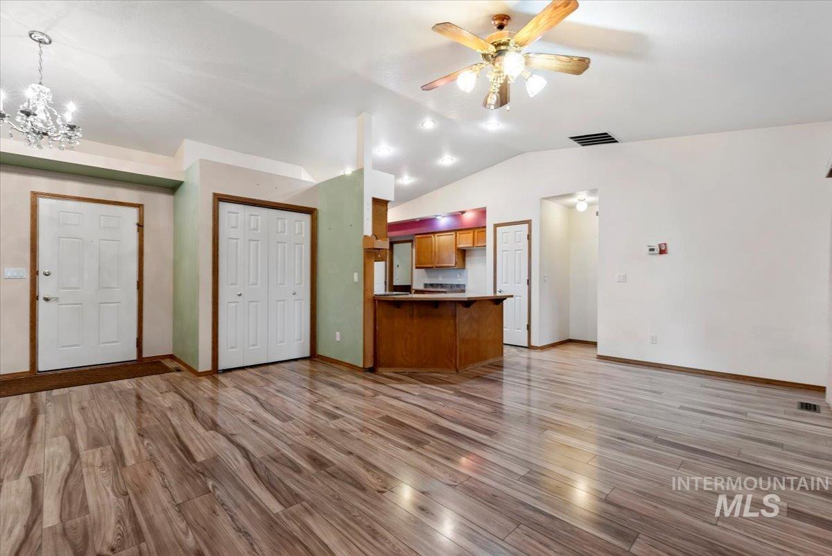 1100 Burnett Dr, Nampa, Idaho 83651, 3 Bedrooms, 2 Bathrooms, Residential For Sale, Price $275,000, 98992619