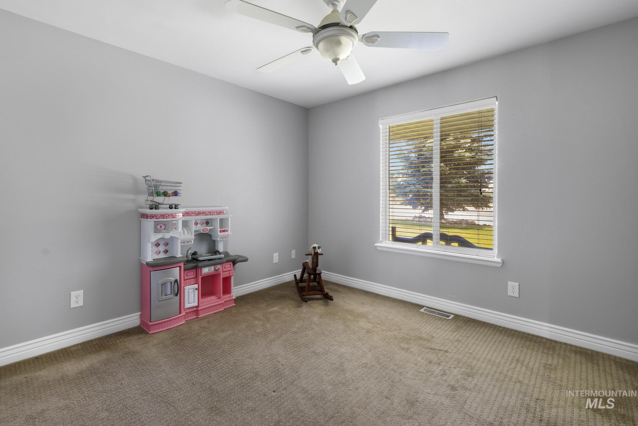 3480 E 3180 N, Kimberly, Idaho 83341, 3 Bedrooms, 2 Bathrooms, Residential For Sale, Price $539,900,MLS 98992620