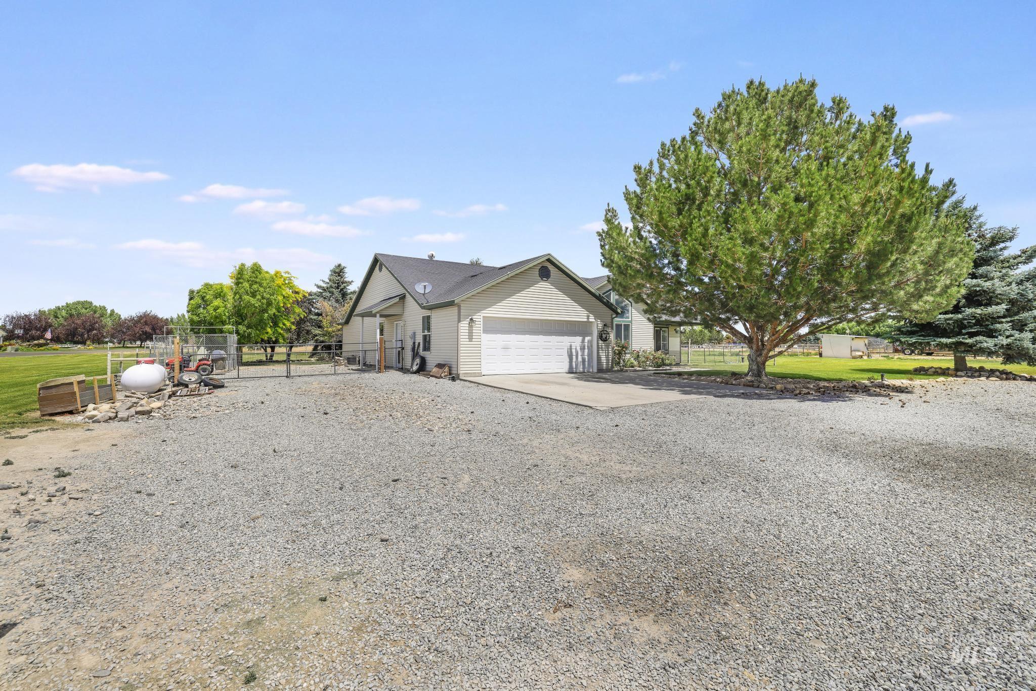3480 E 3180 N, Kimberly, Idaho 83341, 3 Bedrooms, 2 Bathrooms, Residential For Sale, Price $539,900,MLS 98992620