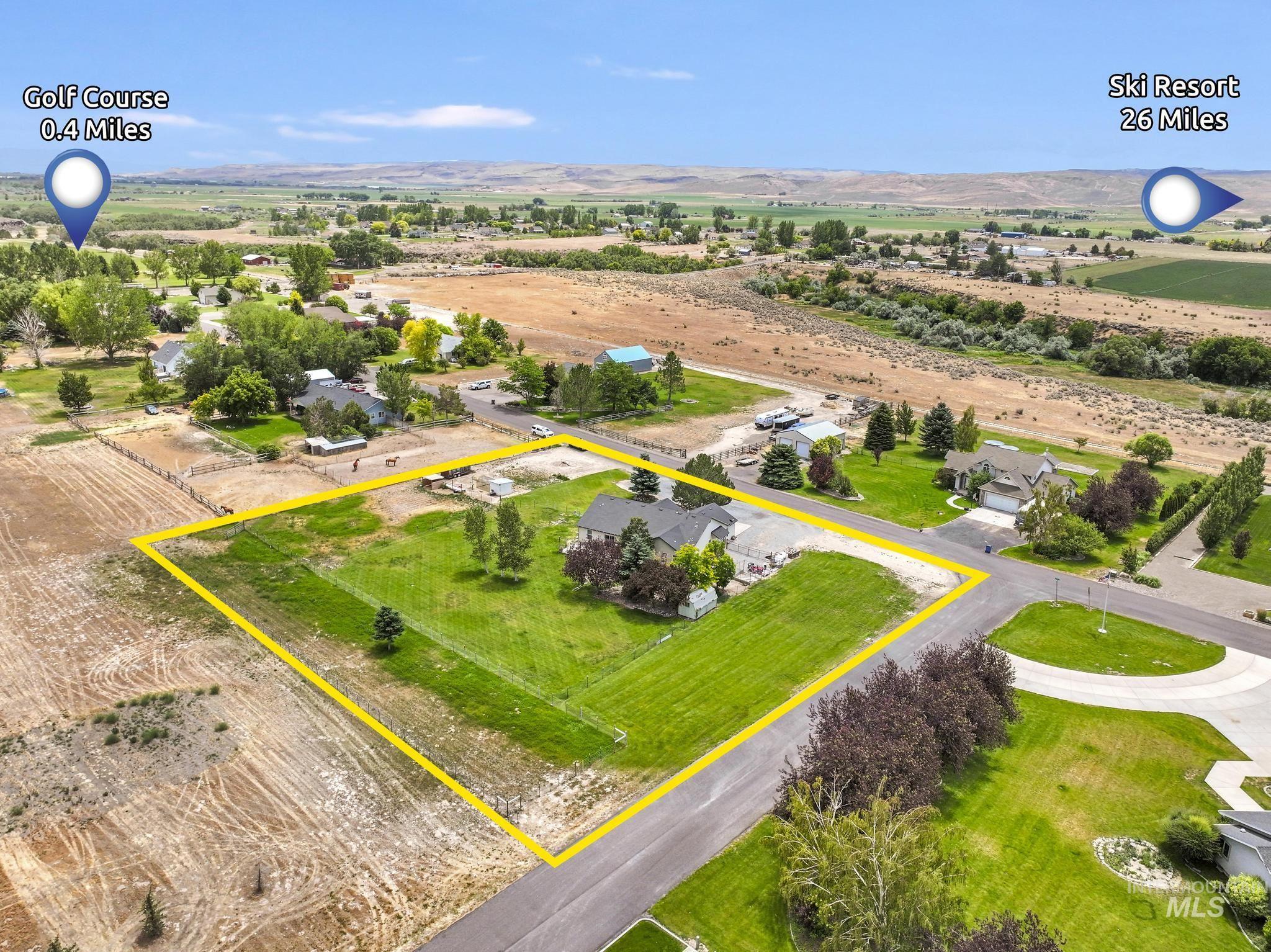 3480 E 3180 N, Kimberly, Idaho 83341, 3 Bedrooms, 2 Bathrooms, Residential For Sale, Price $539,900,MLS 98992620