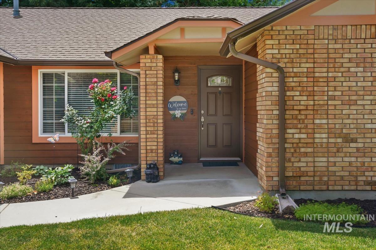 12125 W Edna St, Boise, Idaho 83713, 3 Bedrooms, 2 Bathrooms, Residential For Sale, Price $485,000,MLS 98992622