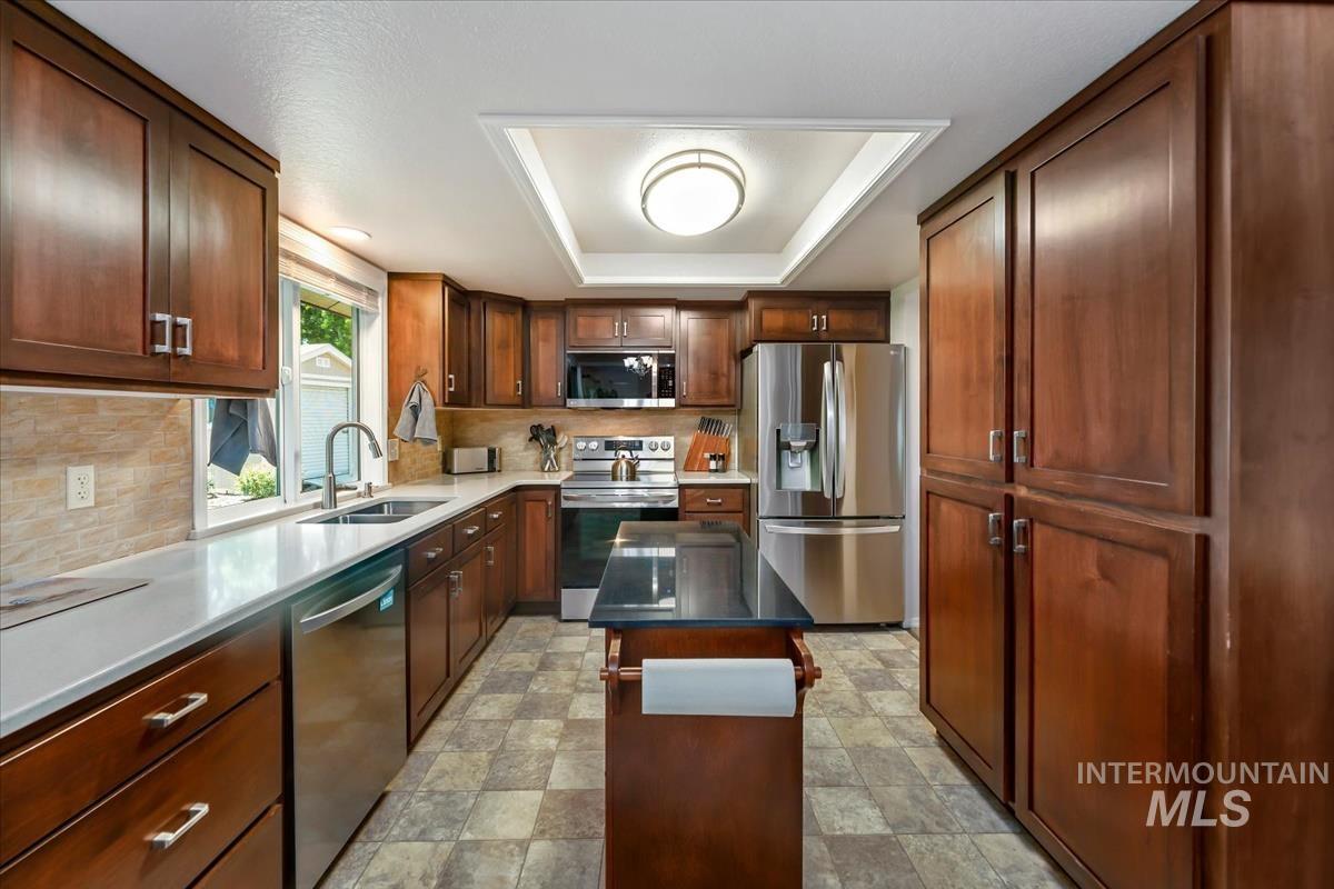 12125 W Edna St, Boise, Idaho 83713, 3 Bedrooms, 2 Bathrooms, Residential For Sale, Price $485,000,MLS 98992622