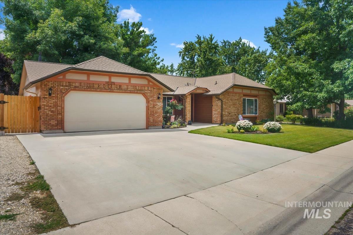 12125 W Edna St, Boise, Idaho 83713, 3 Bedrooms, 2 Bathrooms, Residential For Sale, Price $485,000,MLS 98992622