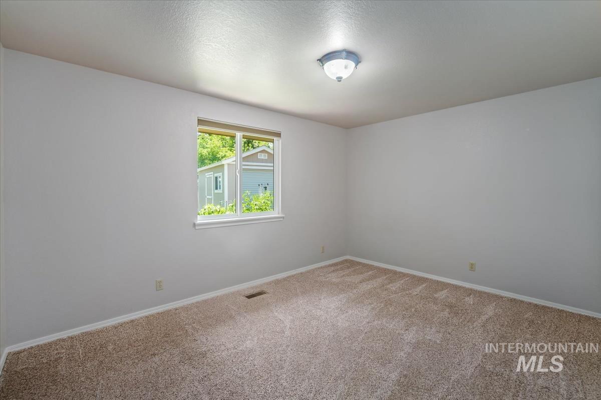 12125 W Edna St, Boise, Idaho 83713, 3 Bedrooms, 2 Bathrooms, Residential For Sale, Price $485,000,MLS 98992622