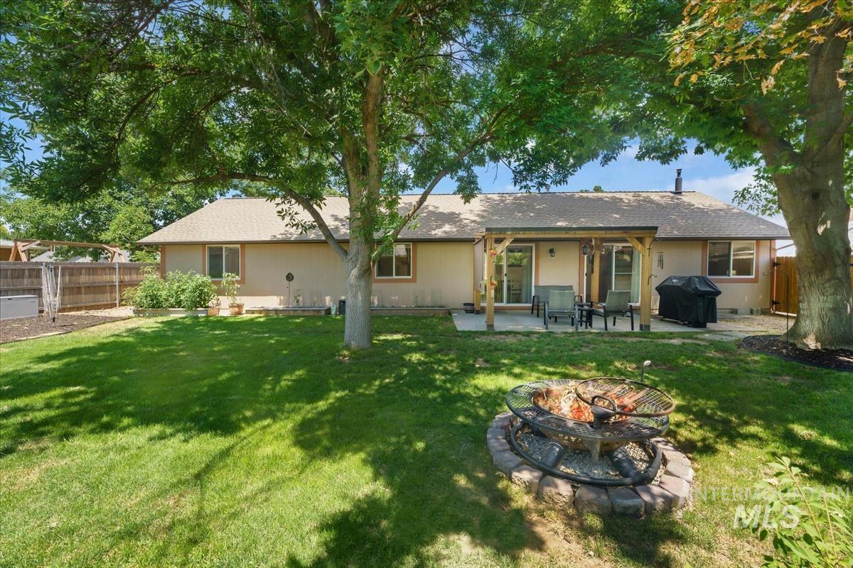 12125 W Edna St, Boise, Idaho 83713, 3 Bedrooms, 2 Bathrooms, Residential For Sale, Price $485,000,MLS 98992622