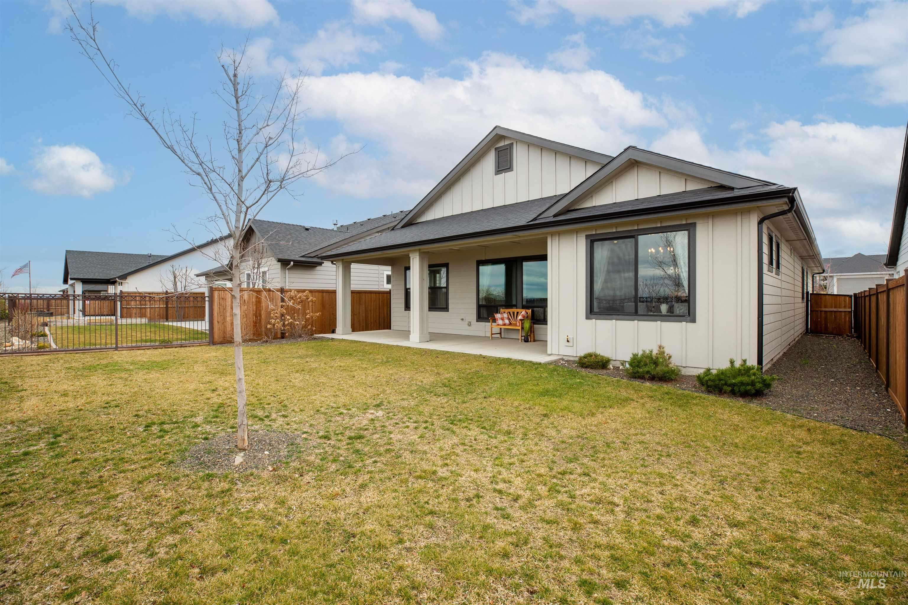 1618 W Tenzing St, Nampa, Idaho 83686, 3 Bedrooms, 2 Bathrooms, Residential For Sale, Price $529,999,MLS 98992623