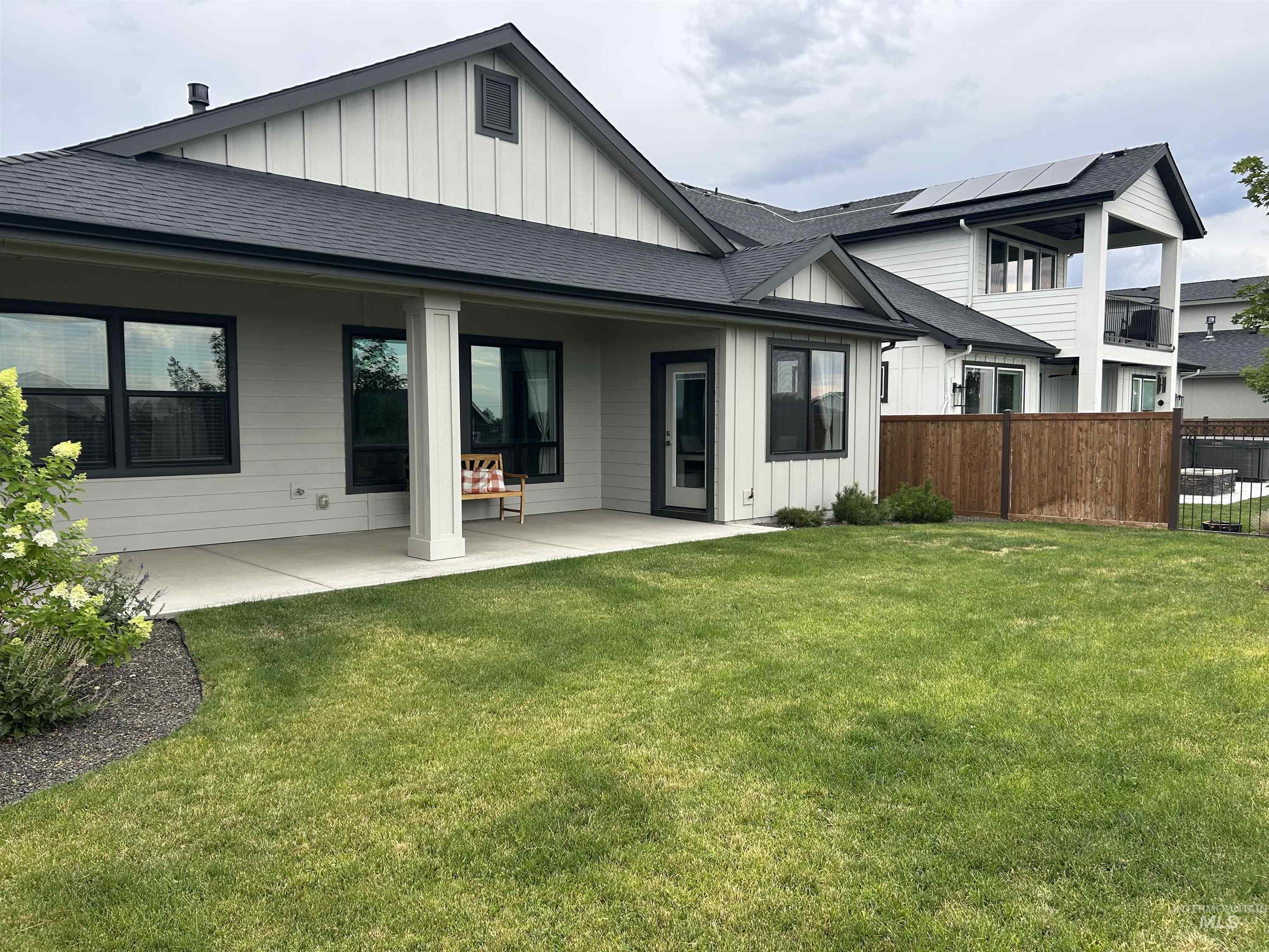 1618 W Tenzing St, Nampa, Idaho 83686, 3 Bedrooms, 2 Bathrooms, Residential For Sale, Price $524,999, 98992623