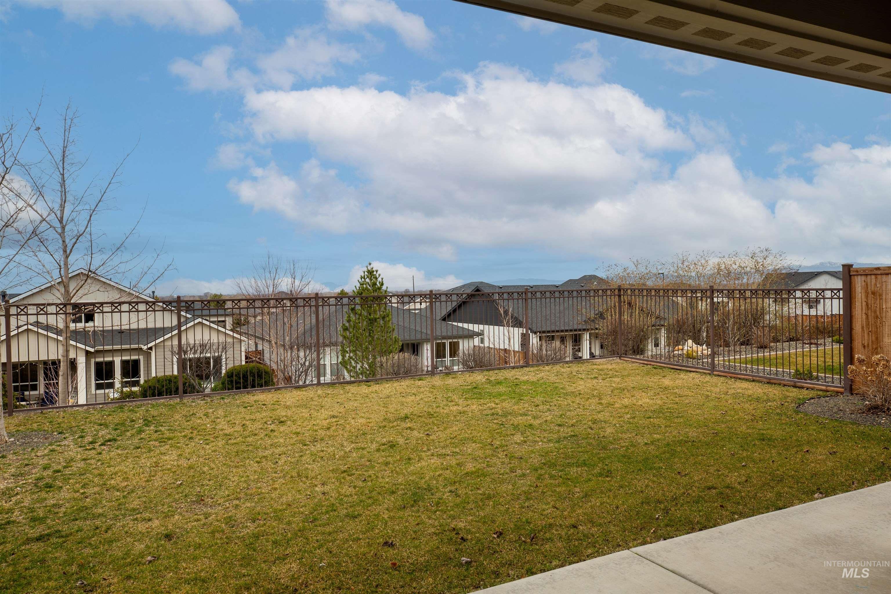 1618 W Tenzing St, Nampa, Idaho 83686, 3 Bedrooms, 2 Bathrooms, Residential For Sale, Price $529,999,MLS 98992623