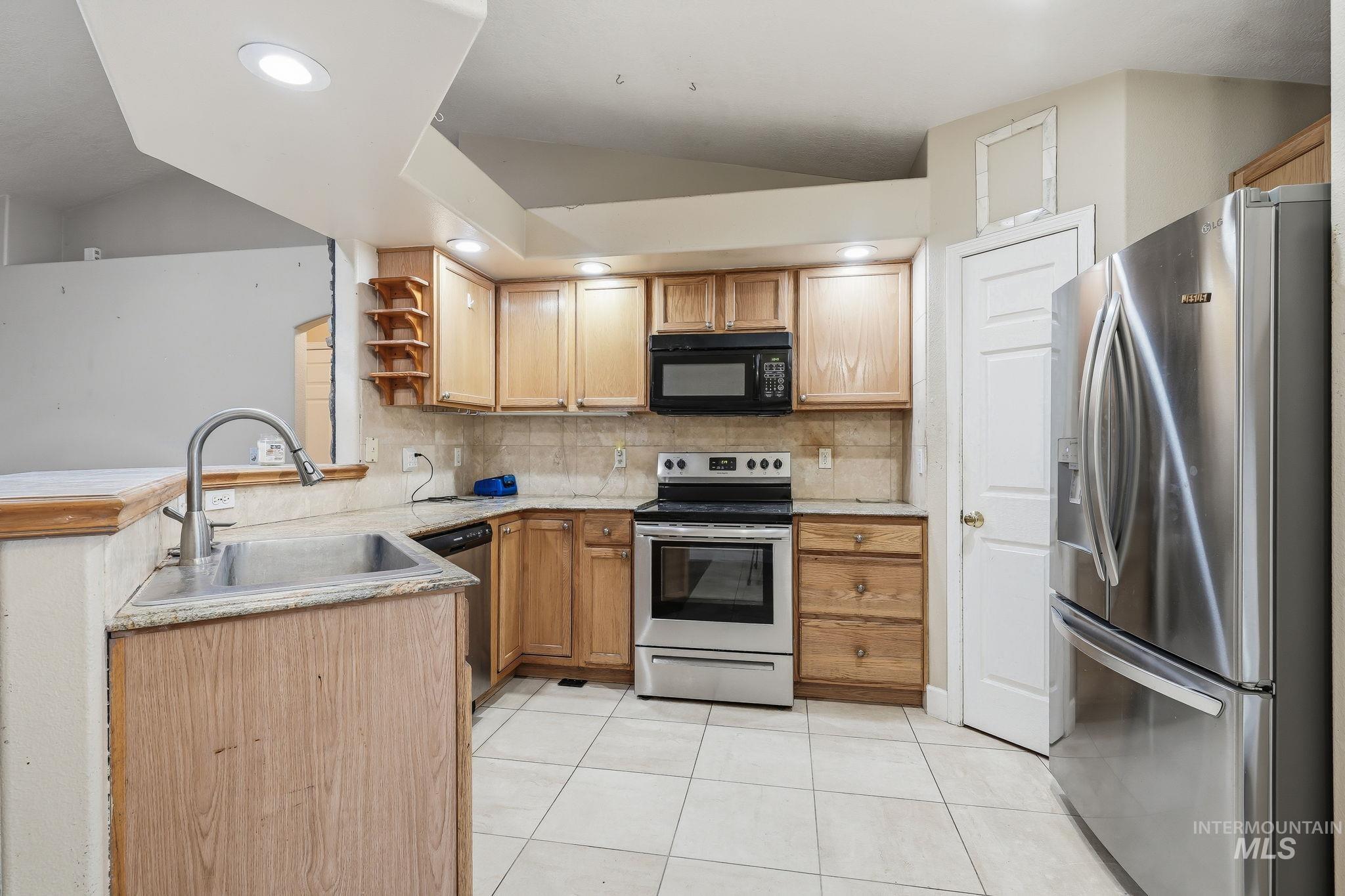 2627 N Morrow Ave, Boise, Idaho 83713, 3 Bedrooms, 2 Bathrooms, Residential For Sale, Price $379,990, 98992624