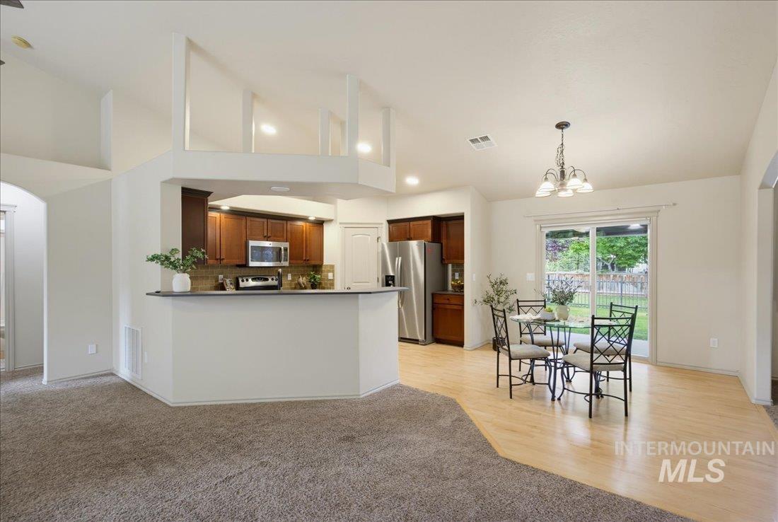 4117 N Buckstone Ave, Meridian, Idaho 83646, 3 Bedrooms, 2 Bathrooms, Residential For Sale, Price $575,000,MLS 98992625