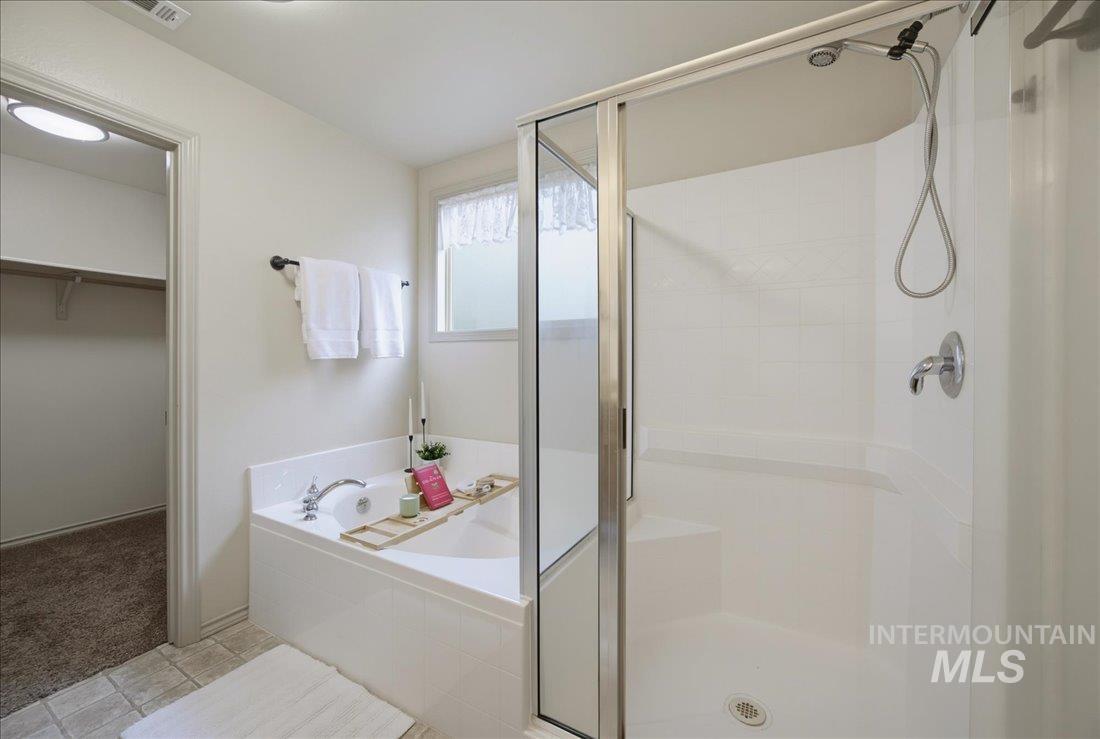 4117 N Buckstone Ave, Meridian, Idaho 83646, 3 Bedrooms, 2 Bathrooms, Residential For Sale, Price $575,000,MLS 98992625
