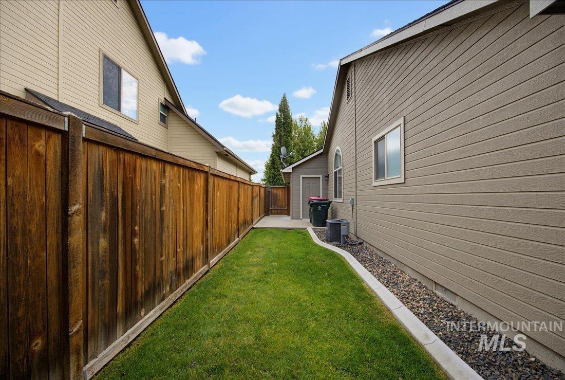 4117 N Buckstone Ave, Meridian, Idaho 83646, 3 Bedrooms, 2 Bathrooms, Residential For Sale, Price $575,000,MLS 98992625