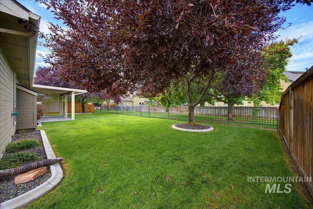 4117 N Buckstone Ave, Meridian, Idaho 83646, 3 Bedrooms, 2 Bathrooms, Residential For Sale, Price $575,000,MLS 98992625