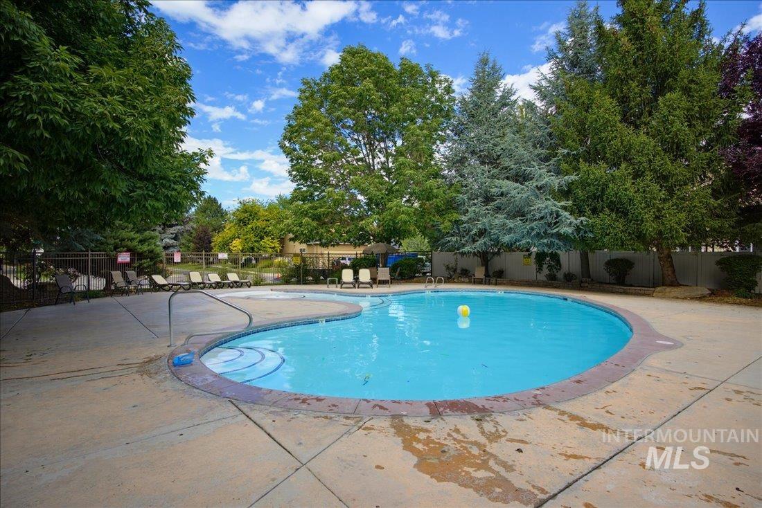 4117 N Buckstone Ave, Meridian, Idaho 83646, 3 Bedrooms, 2 Bathrooms, Residential For Sale, Price $575,000,MLS 98992625