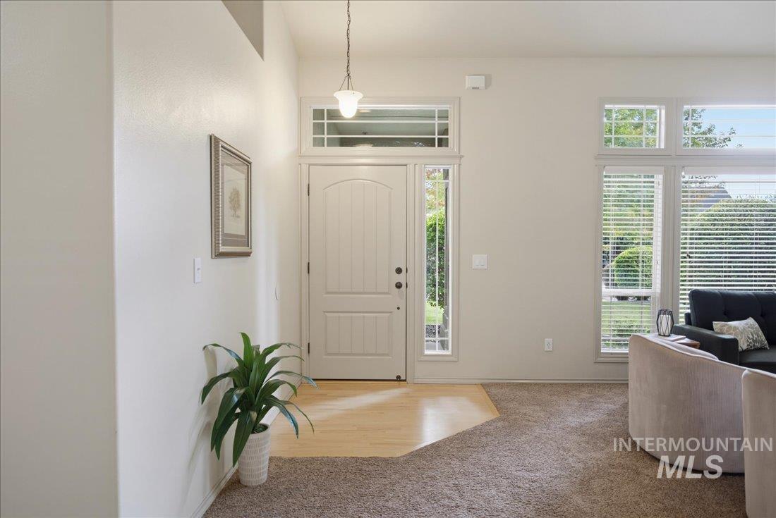4117 N Buckstone Ave, Meridian, Idaho 83646, 3 Bedrooms, 2 Bathrooms, Residential For Sale, Price $575,000,MLS 98992625