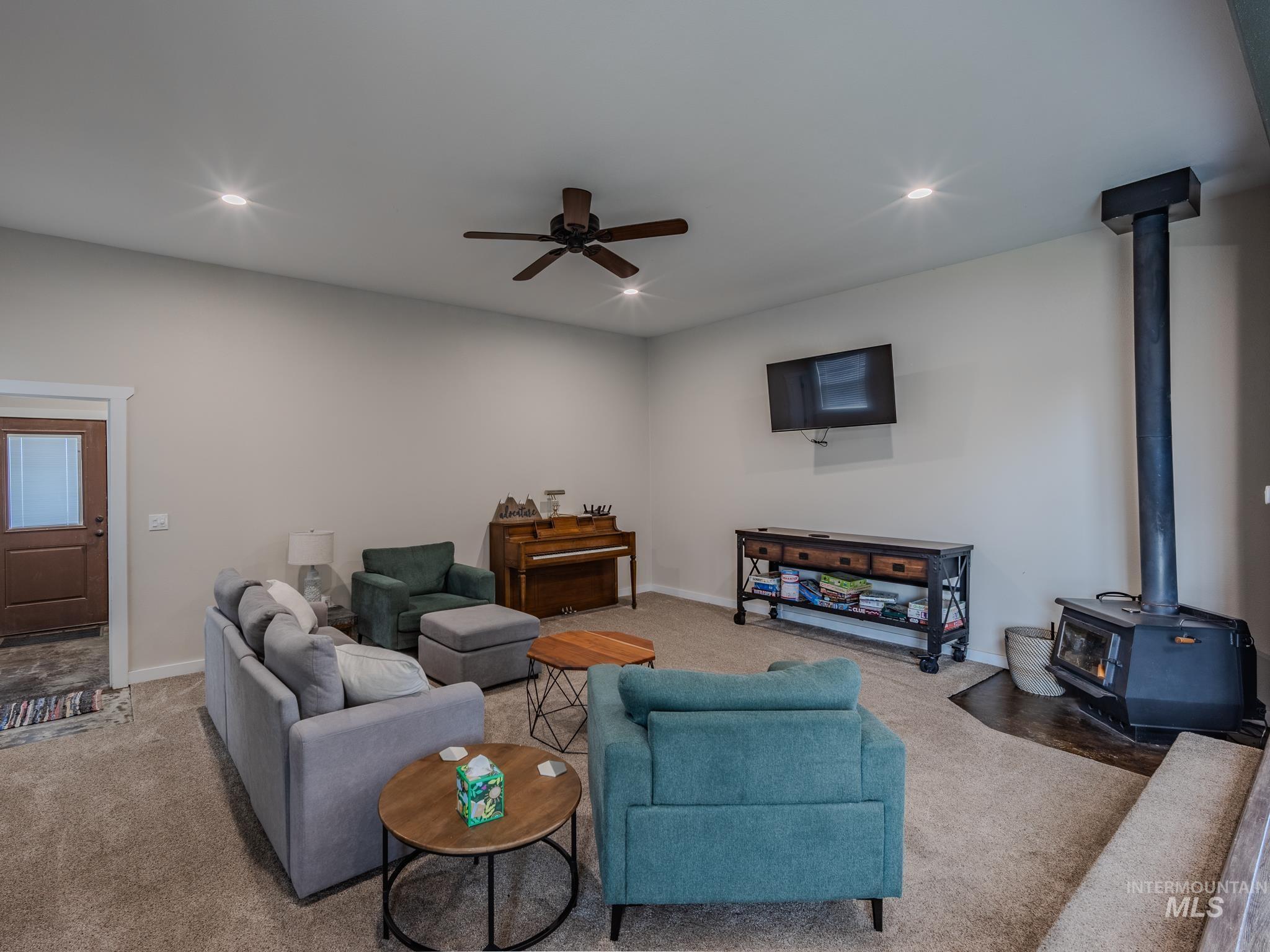 668 Powerline Road, Grangeville, Idaho 83530, 4 Bedrooms, 2.5 Bathrooms, Residential For Sale, Price $649,900, 98992626