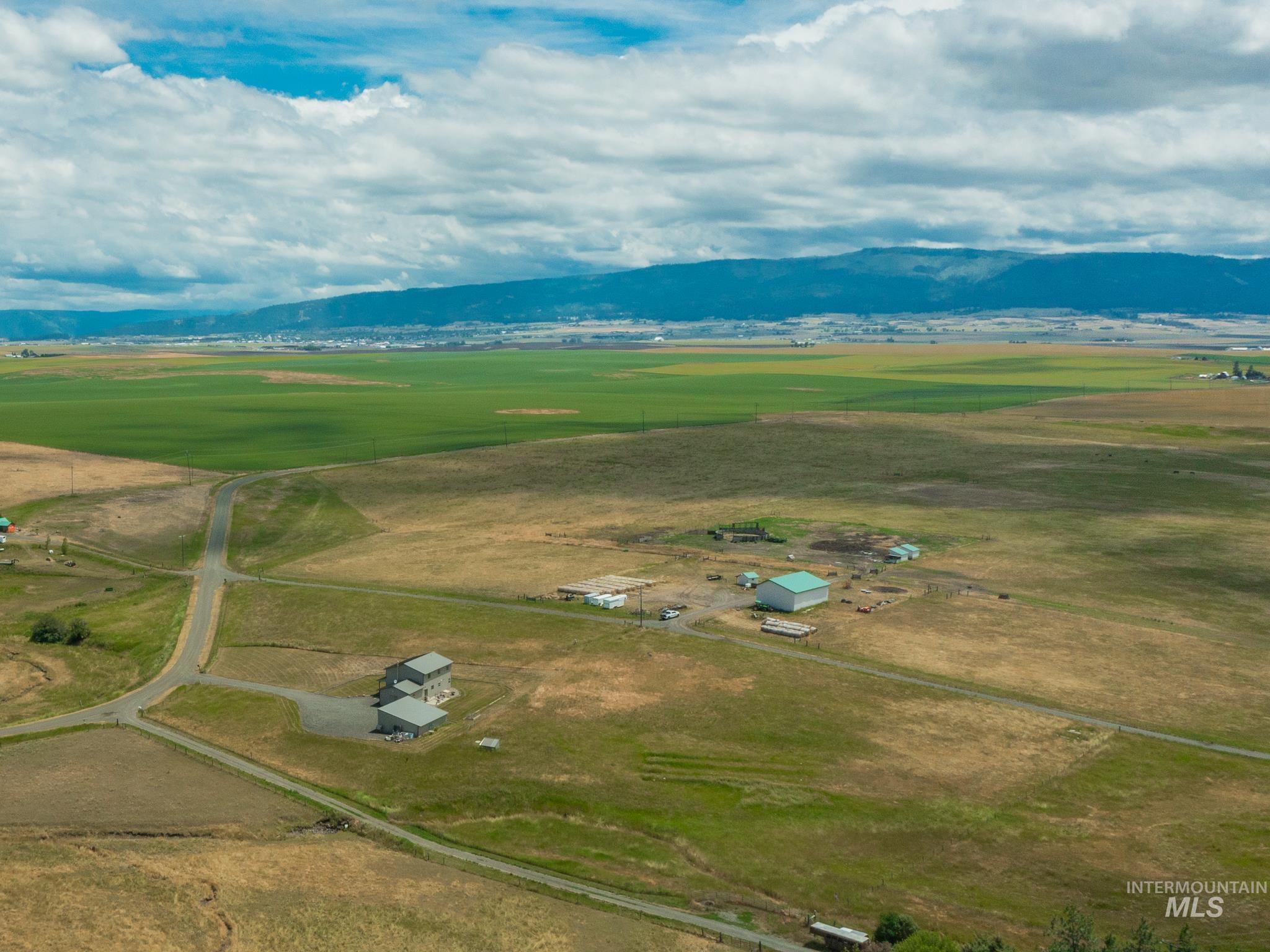 668 Powerline Road, Grangeville, Idaho 83530, 4 Bedrooms, 2.5 Bathrooms, Residential For Sale, Price $649,900, 98992626