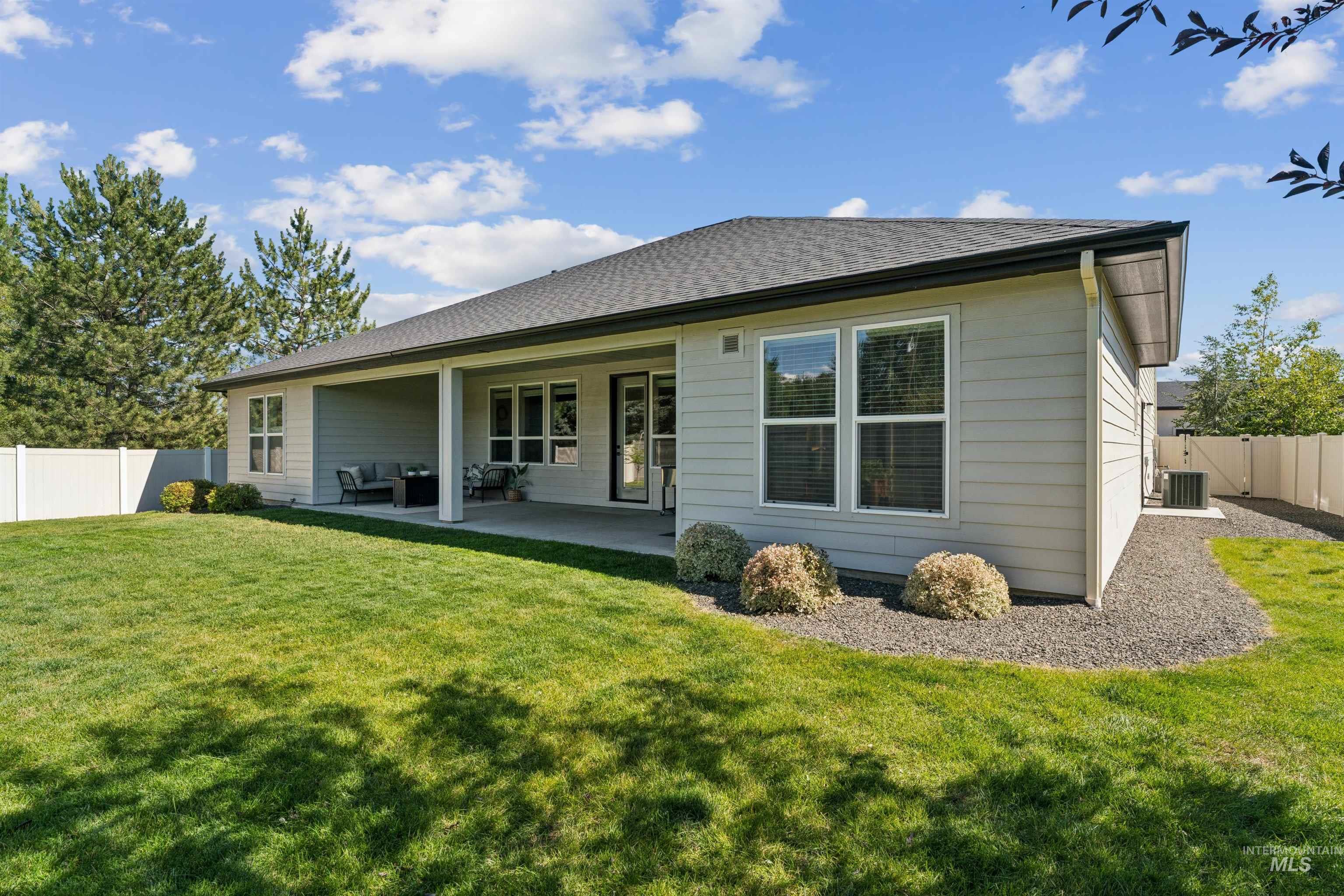 844 W Tida St, Meridian, Idaho 83646, 4 Bedrooms, 3 Bathrooms, Residential For Sale, Price $795,000, 98992627