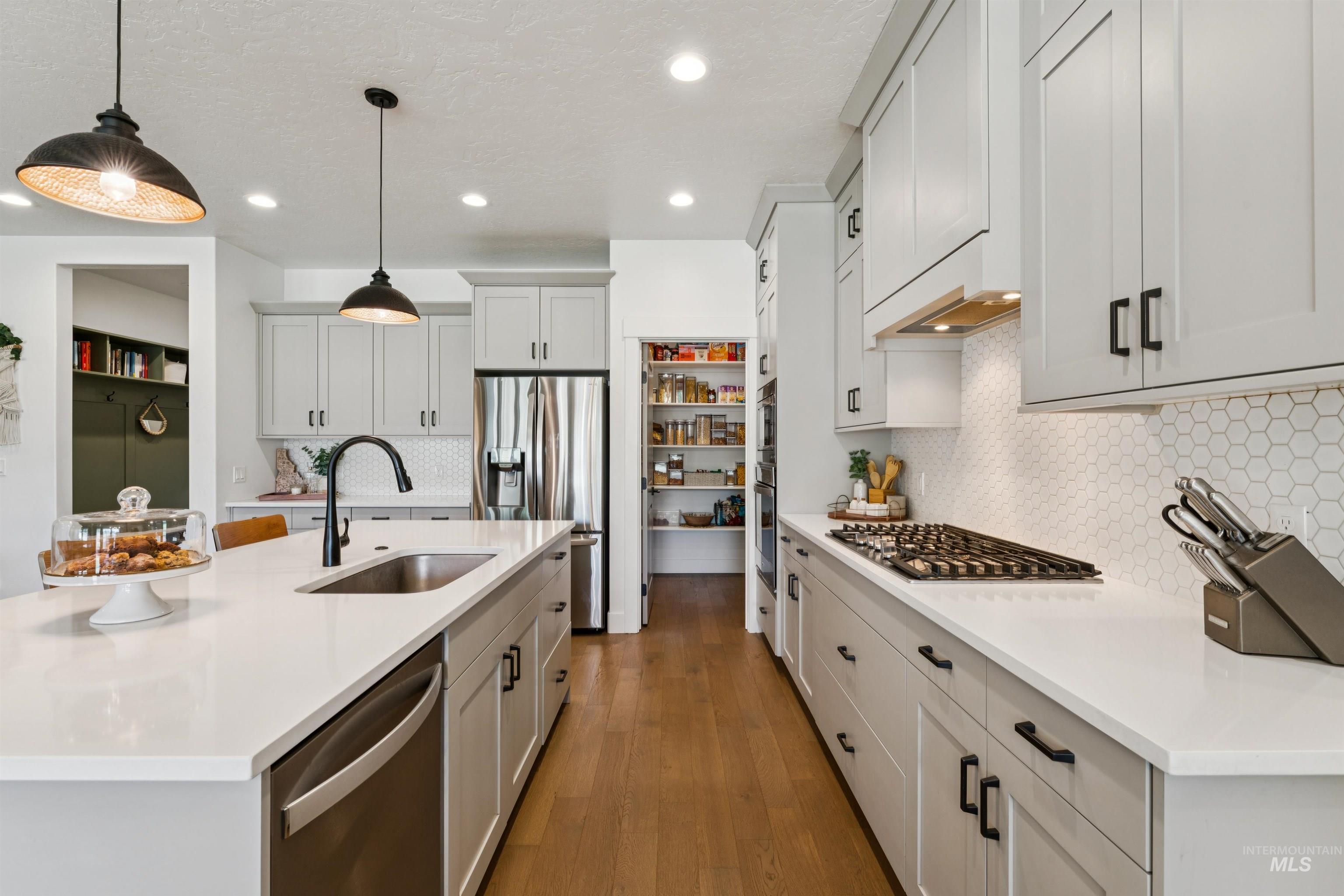 844 W Tida St, Meridian, Idaho 83646, 4 Bedrooms, 3 Bathrooms, Residential For Sale, Price $795,000, 98992627
