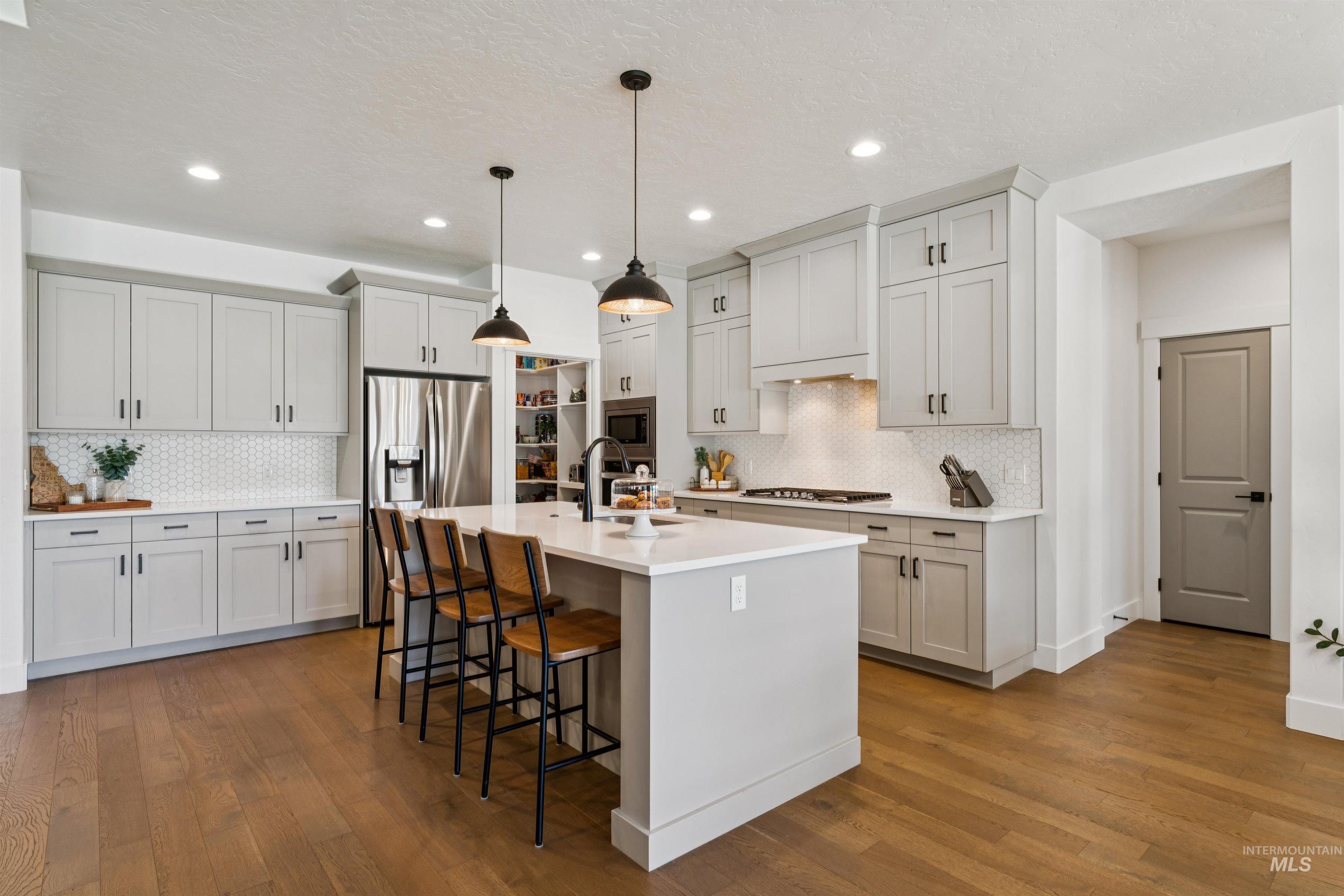 844 W Tida St, Meridian, Idaho 83646, 4 Bedrooms, 3 Bathrooms, Residential For Sale, Price $795,000, 98992627