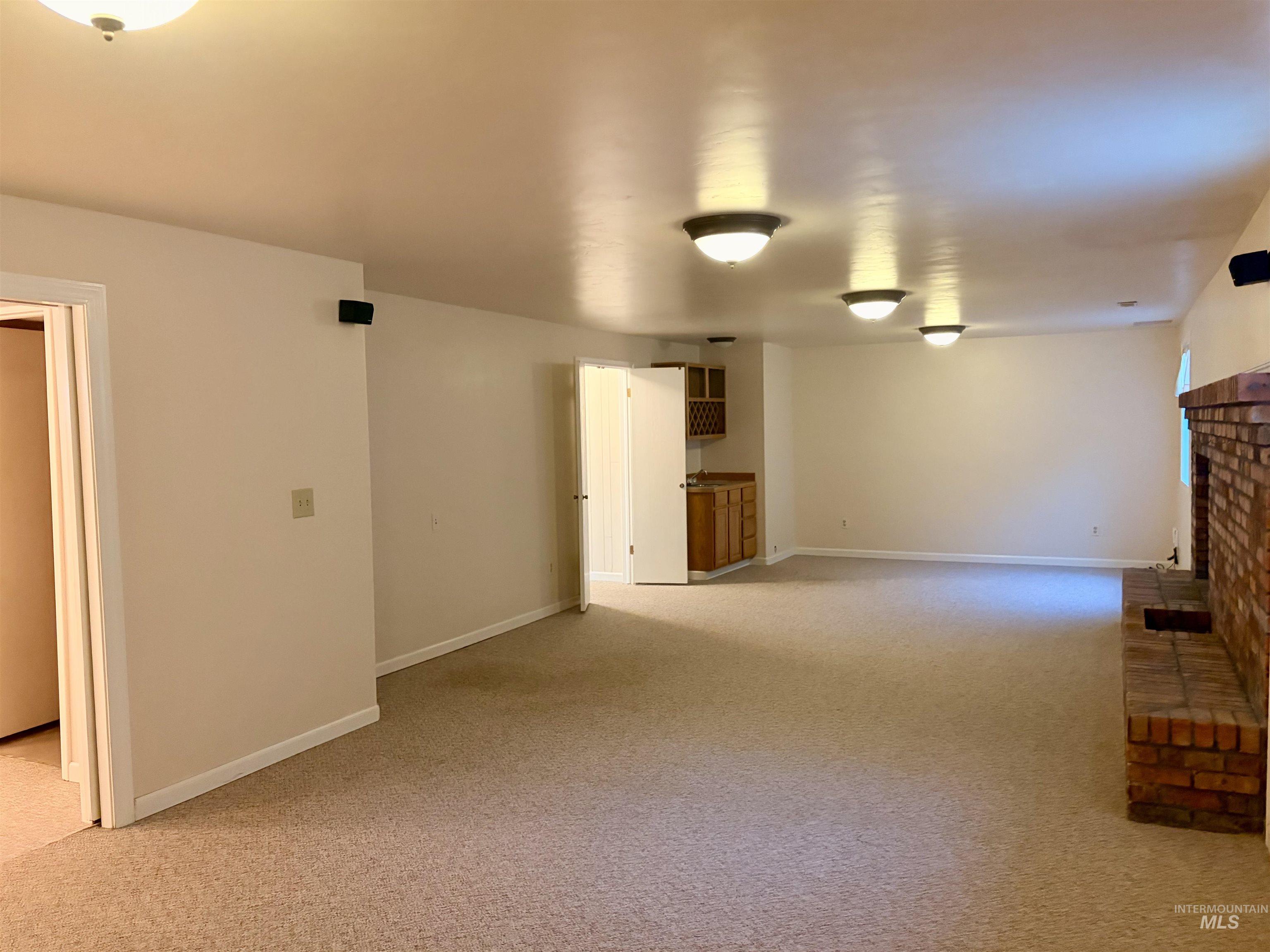 1205 Galena Drive, Twin Falls, Idaho 83301, 5 Bedrooms, 3 Bathrooms, Residential For Sale, Price $399,500,MLS 98992629